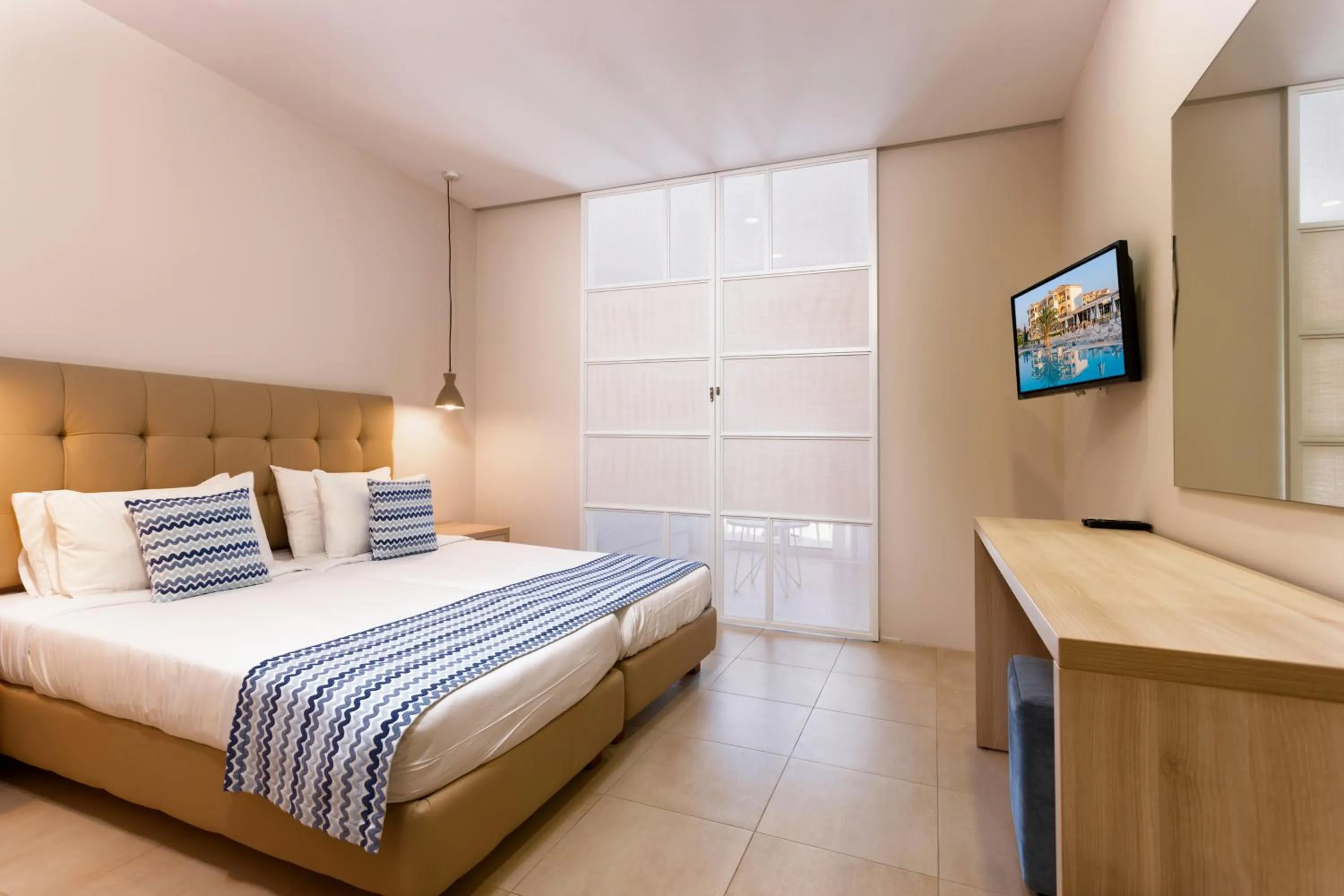 Bed in Alykanas Village Resort