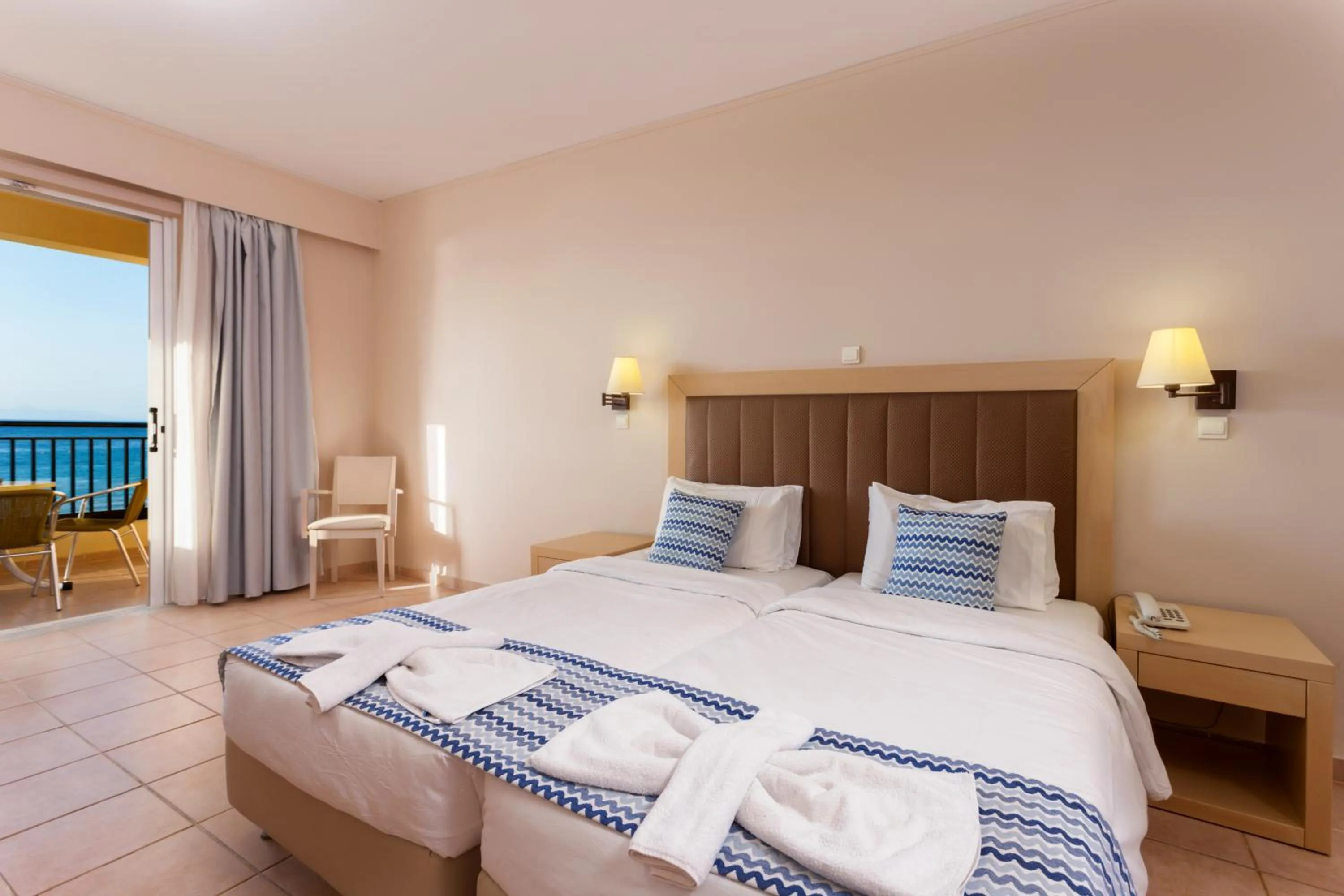 Bed in Alykanas Village Resort