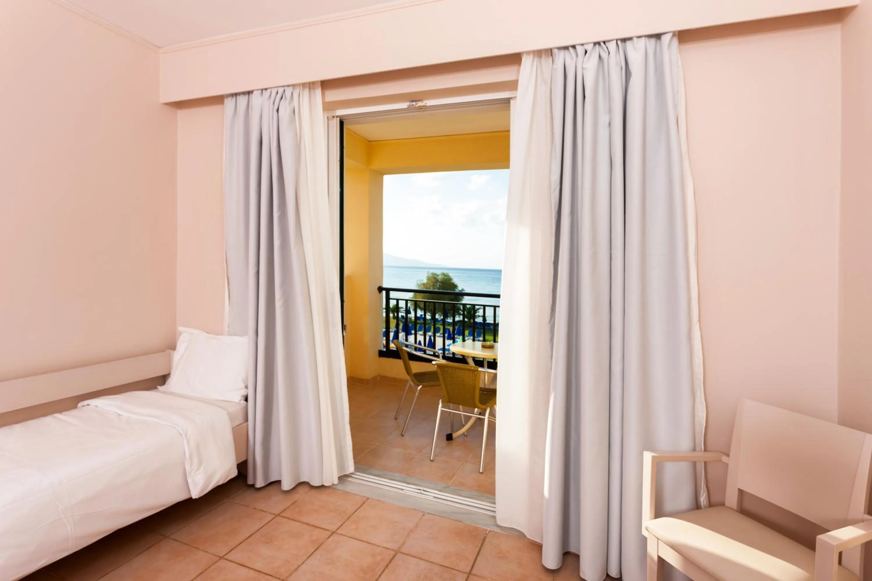 Balcony/Terrace, Bed in Alykanas Village Resort