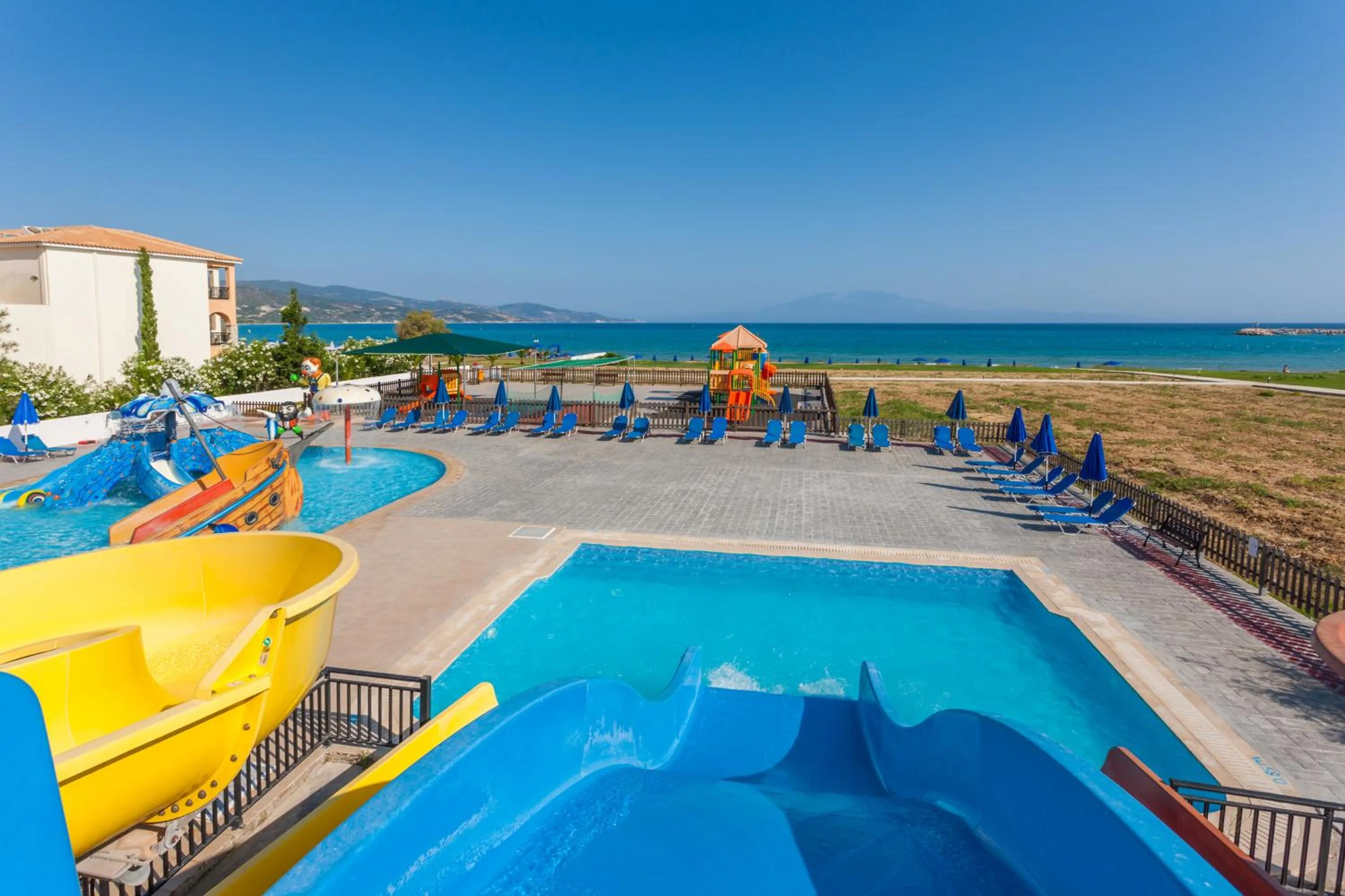 Swimming pool in Alykanas Village Resort