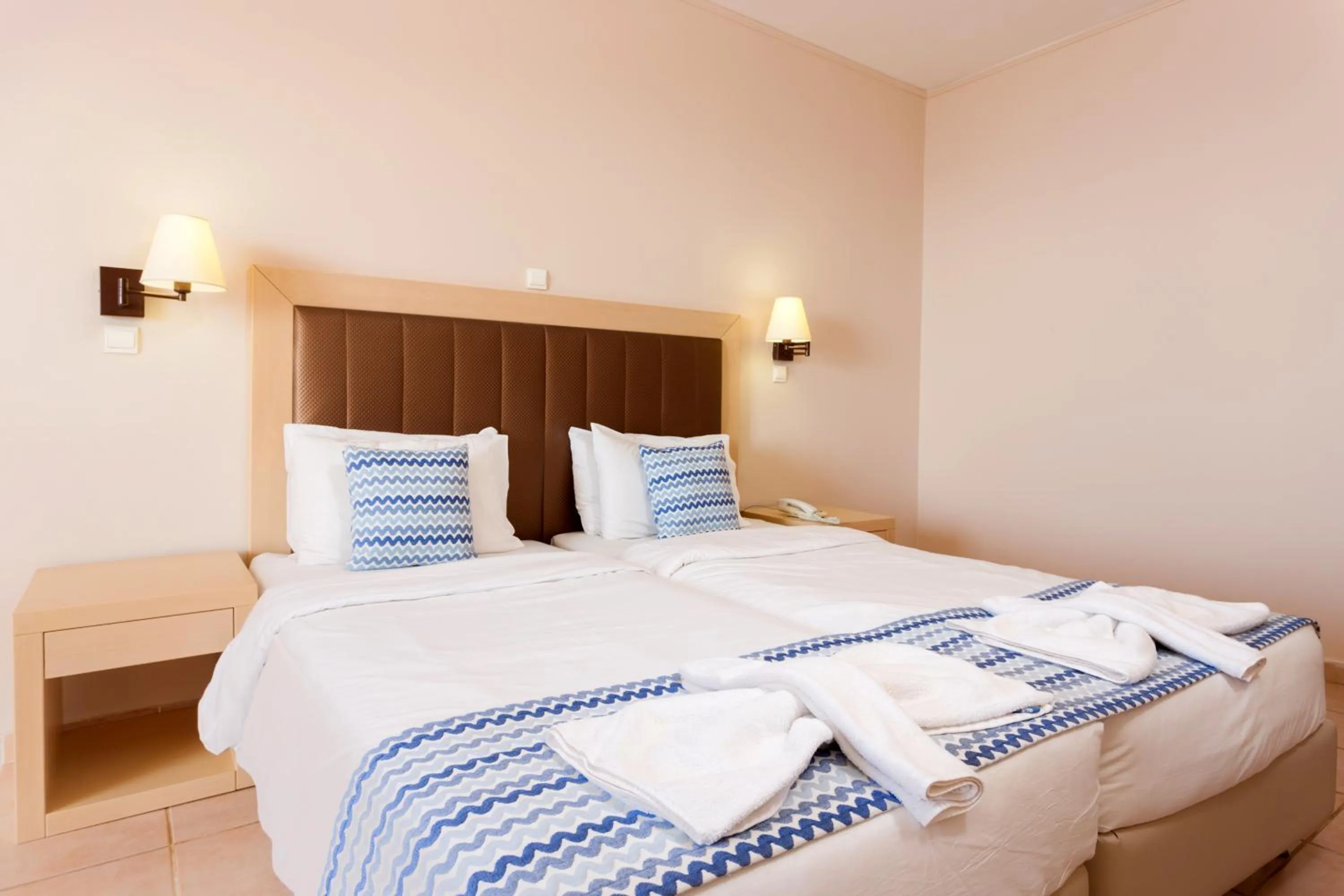Bed in Alykanas Village Resort