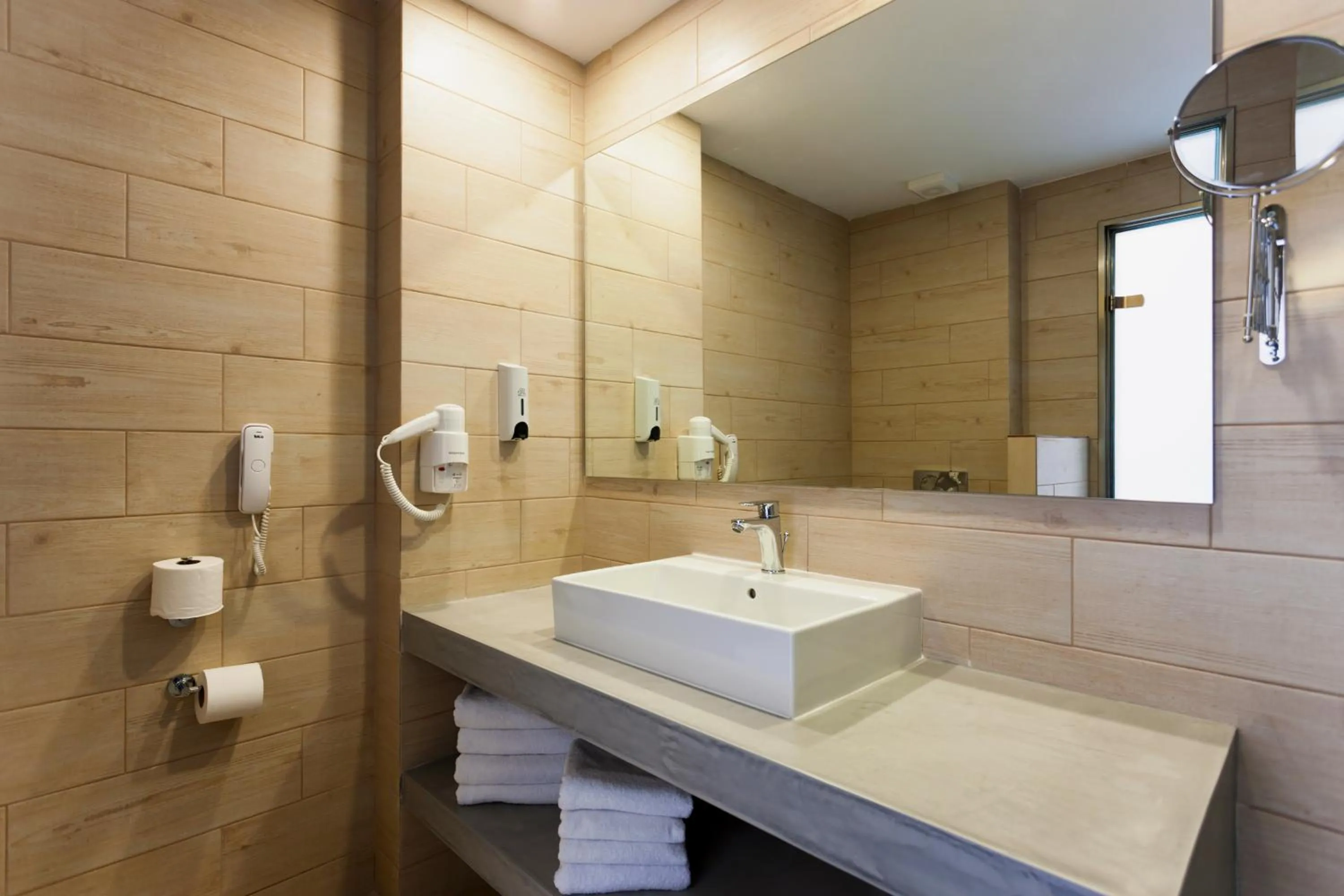 Bathroom in Alykanas Village Resort