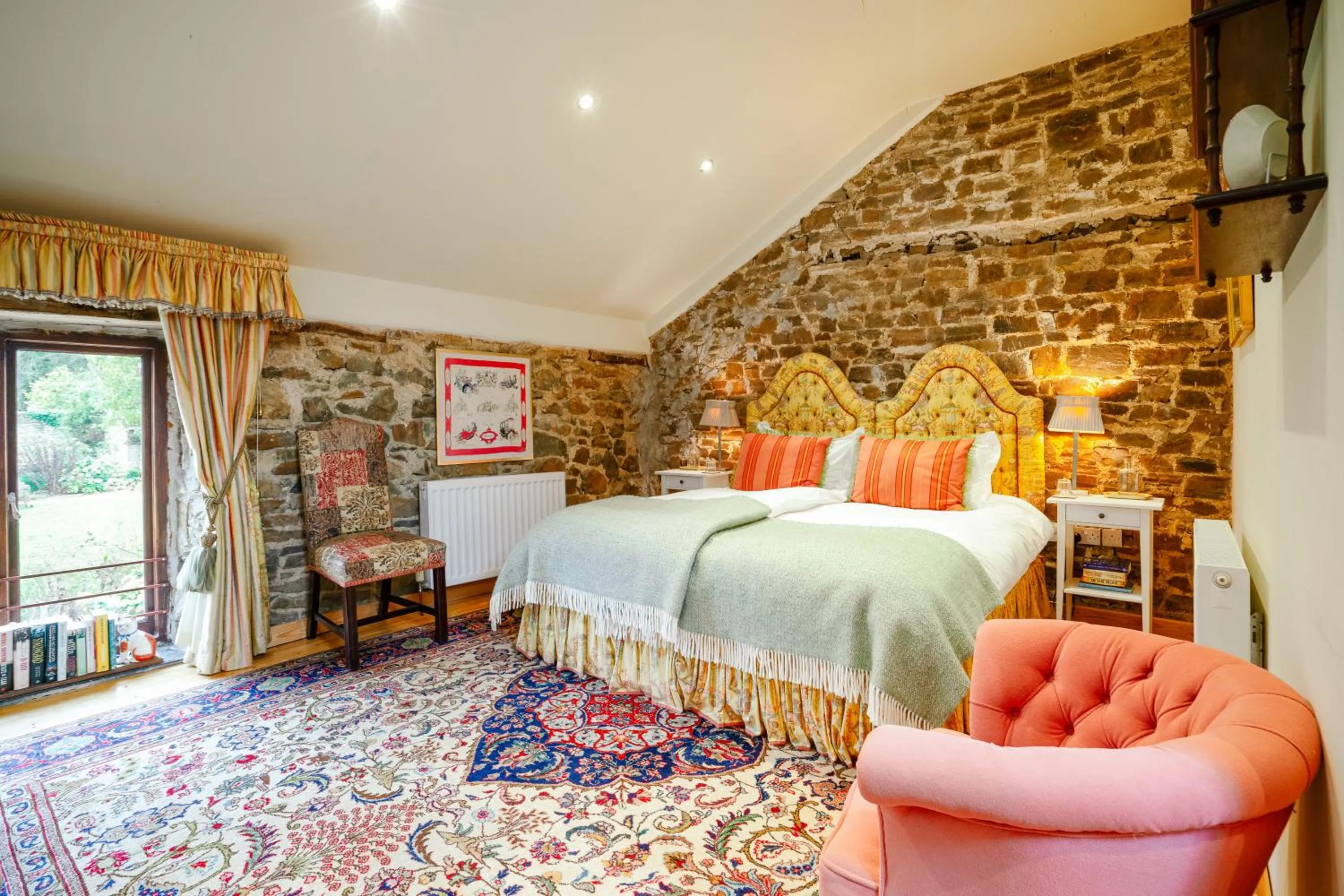 Bedroom, Bed in Hollamoor Farm