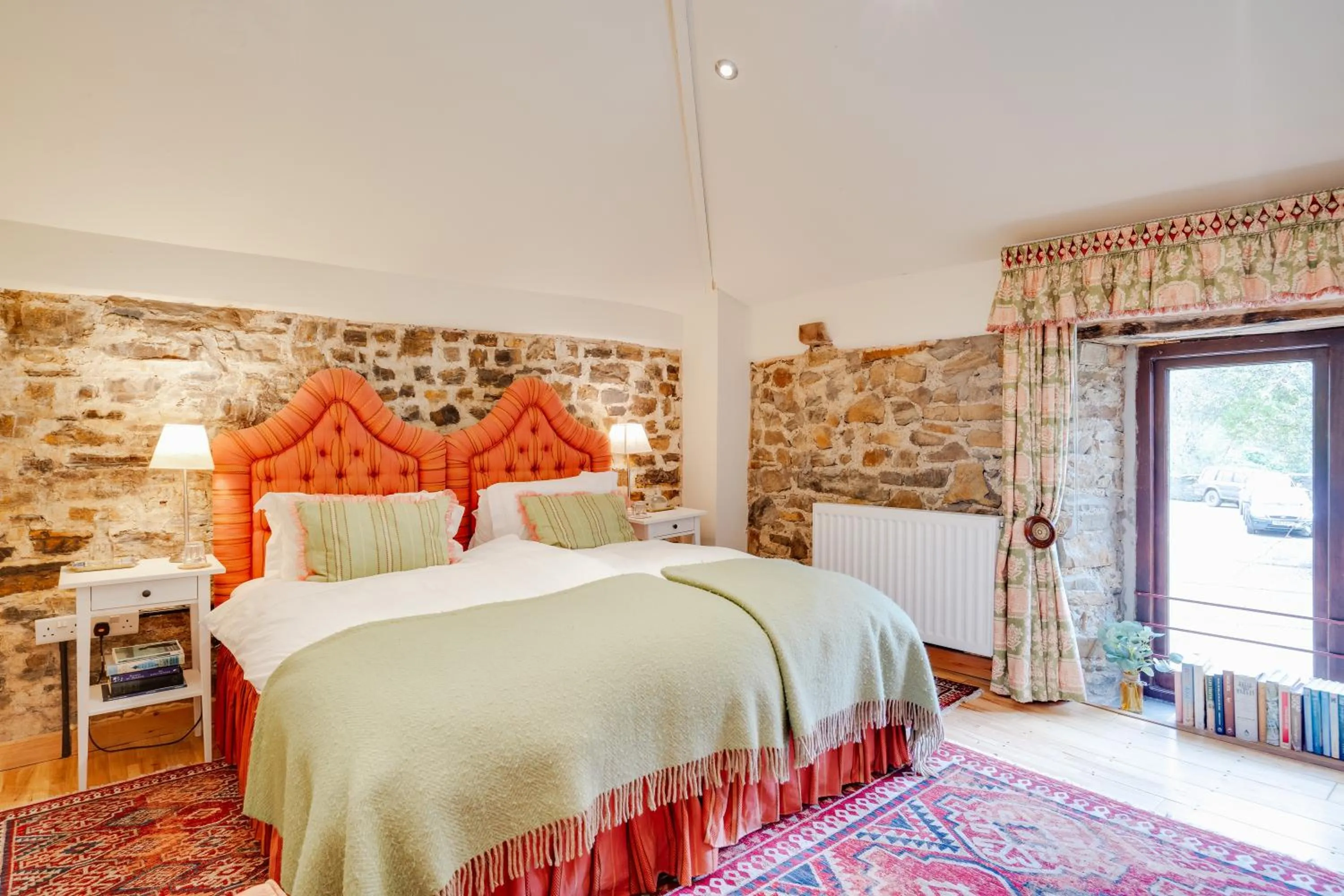 Bedroom, Bed in Hollamoor Farm