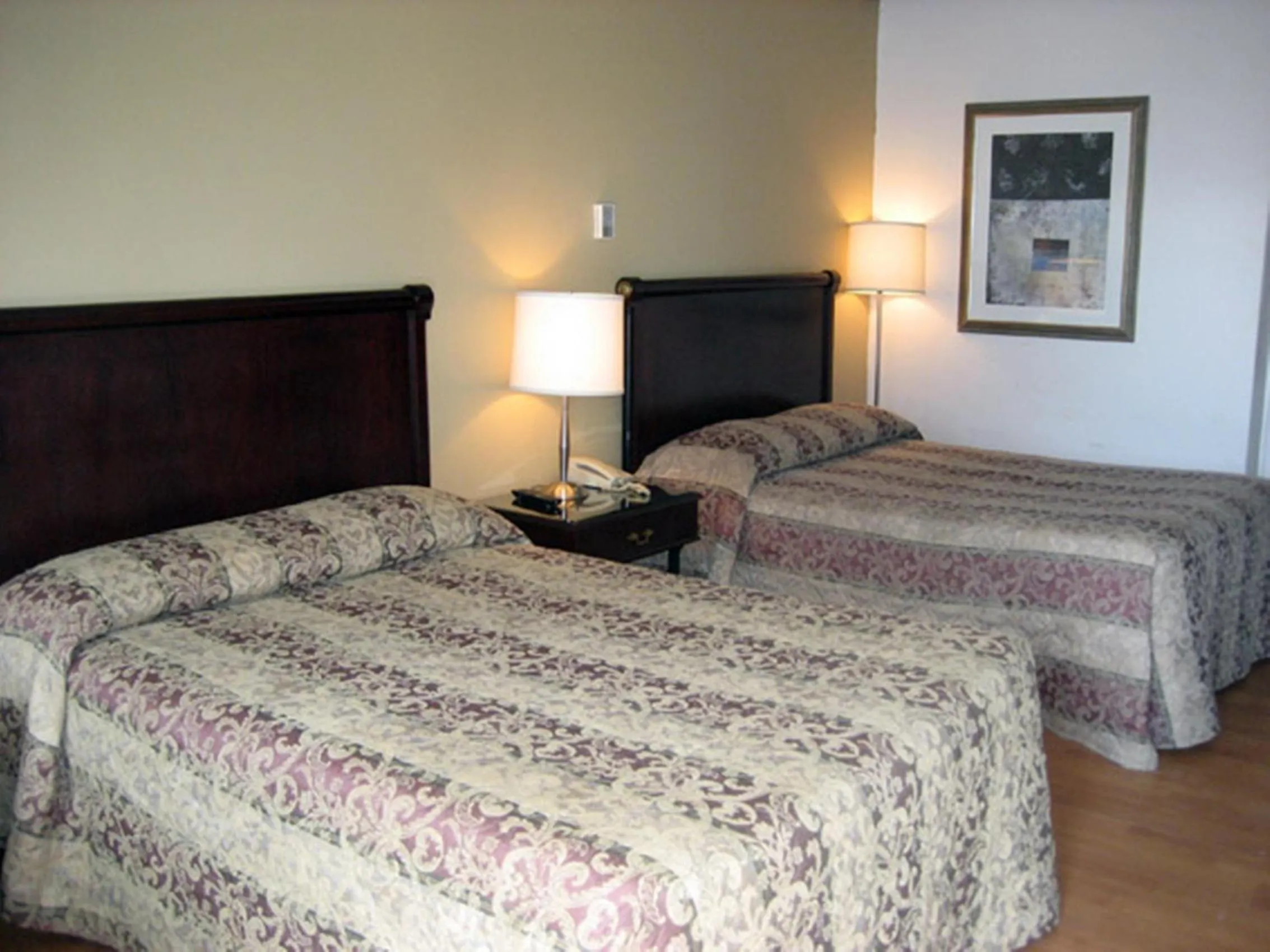 Bed in Motel Iberville