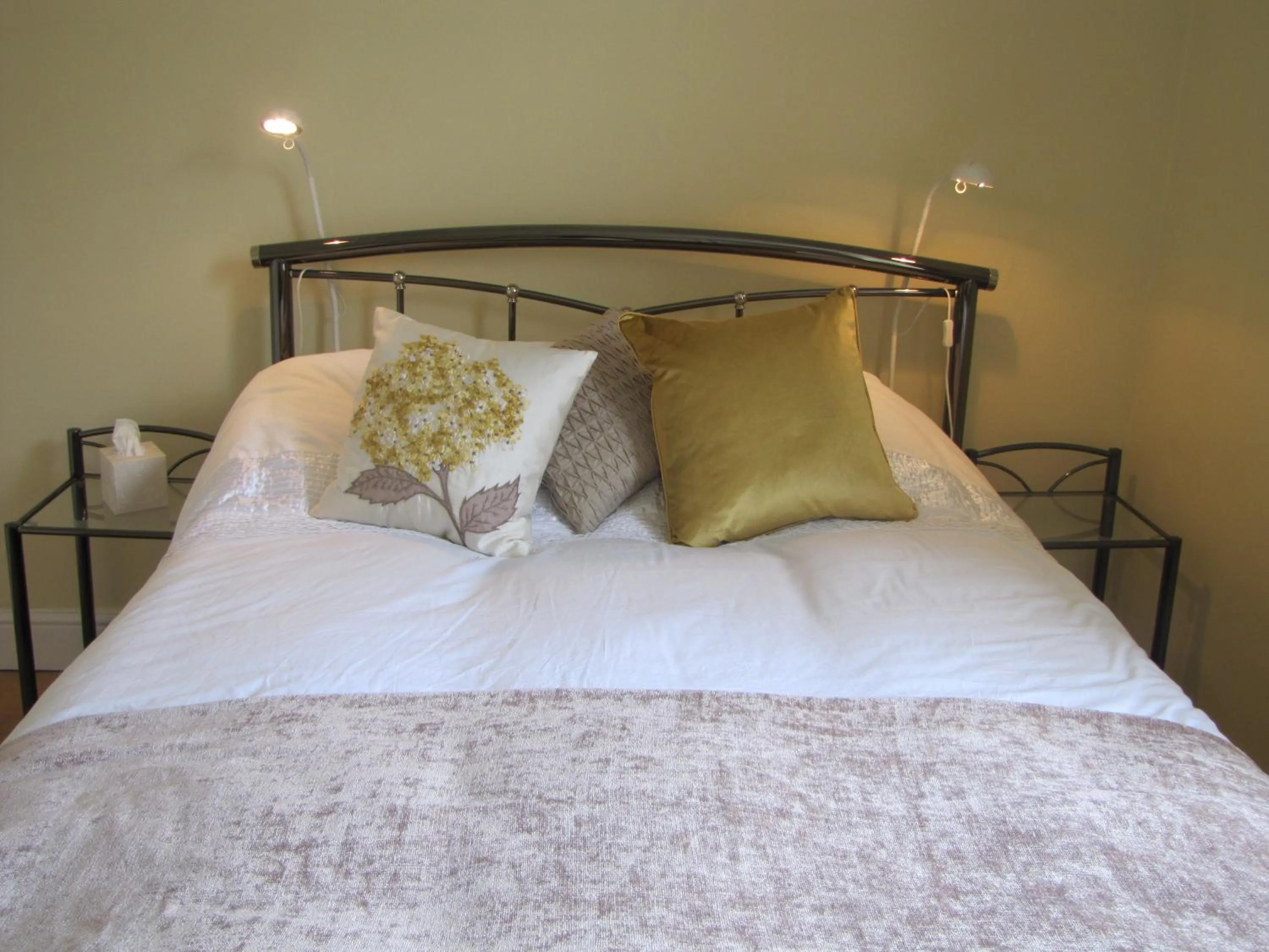 Bed in The Old Vicarage B&B