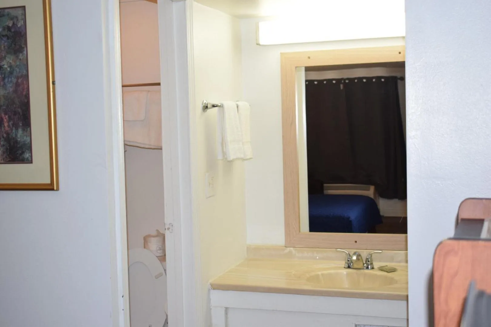 Knights Inn Farmington Hills