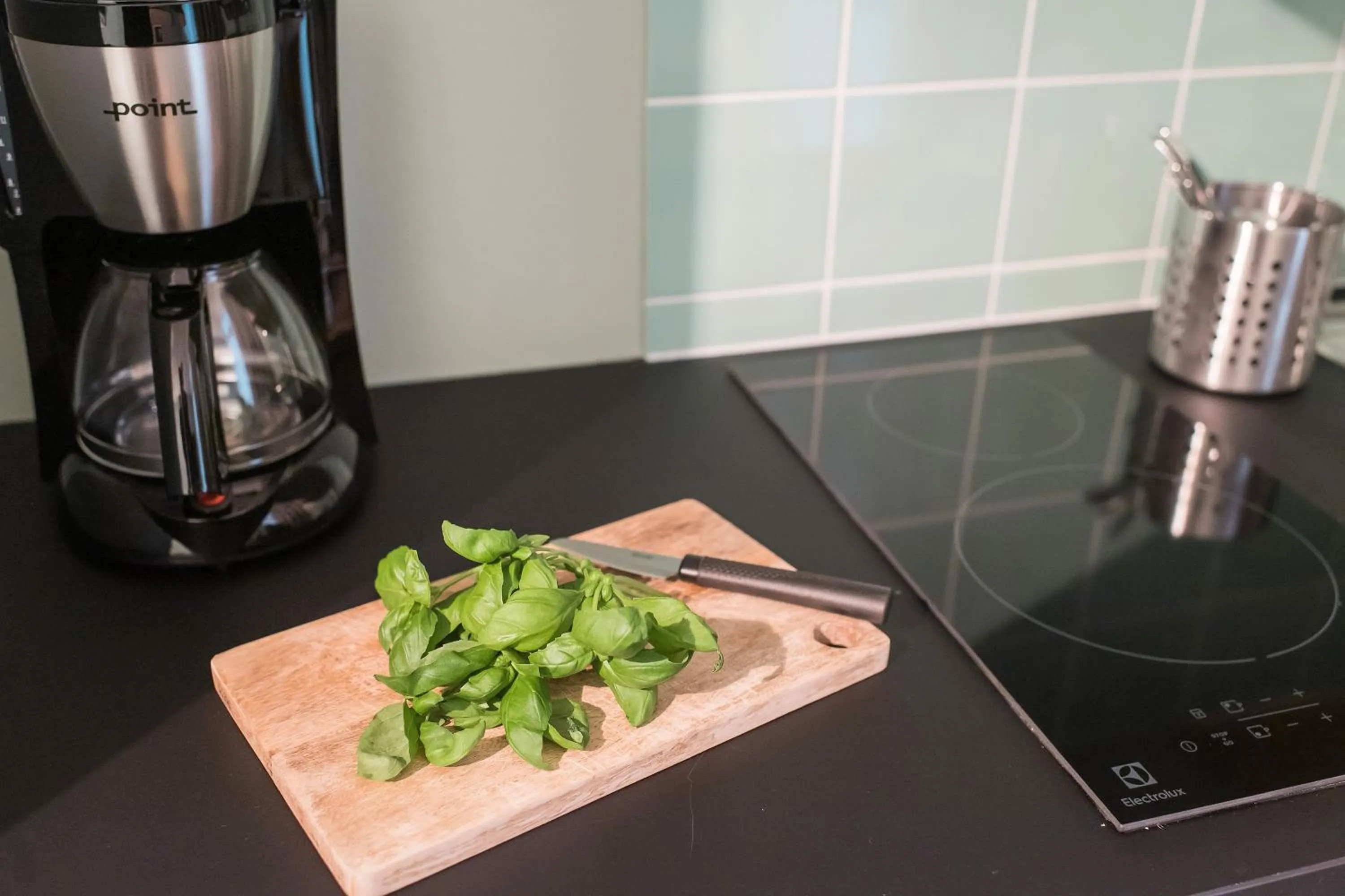 Kitchen or kitchenette in Forenom Aparthotel Jyväskylä