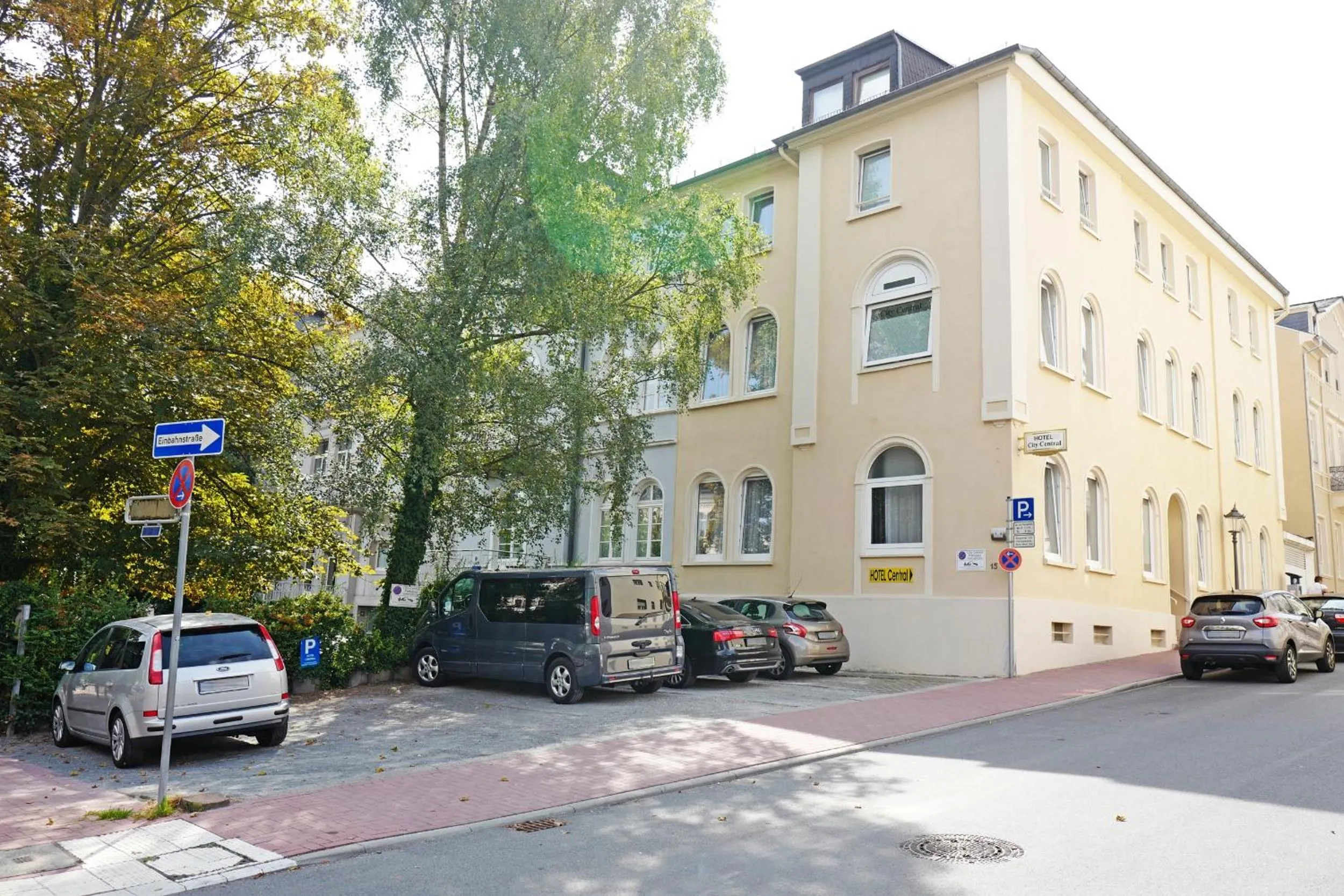 Property building in City Central Promenade