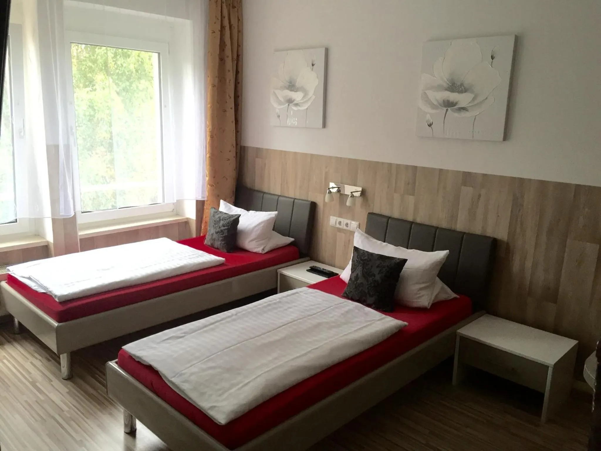 Photo of the whole room, Bed in City Central Promenade