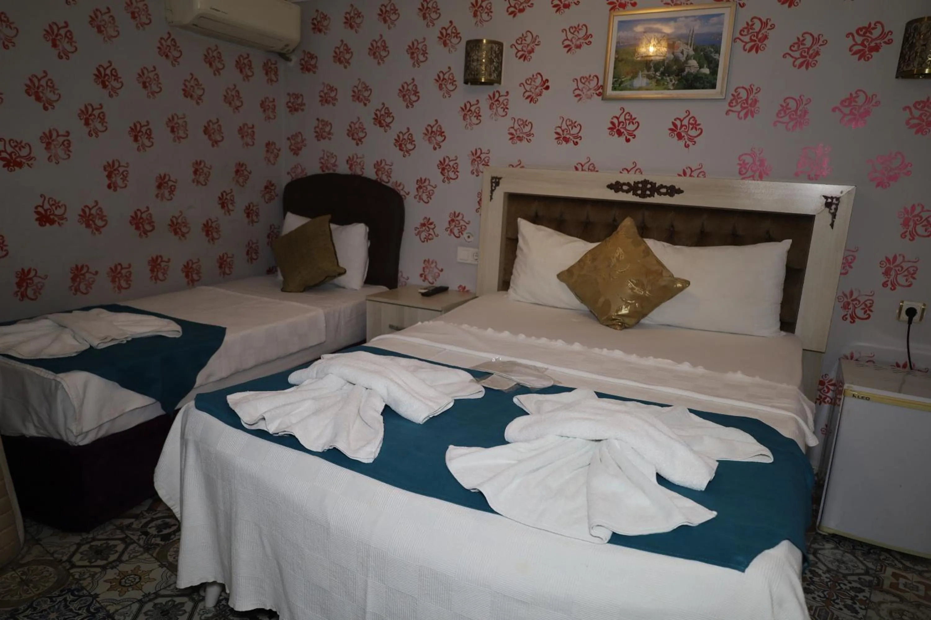 Bedroom, Bed in Galaxy Hotel Sultanahmet