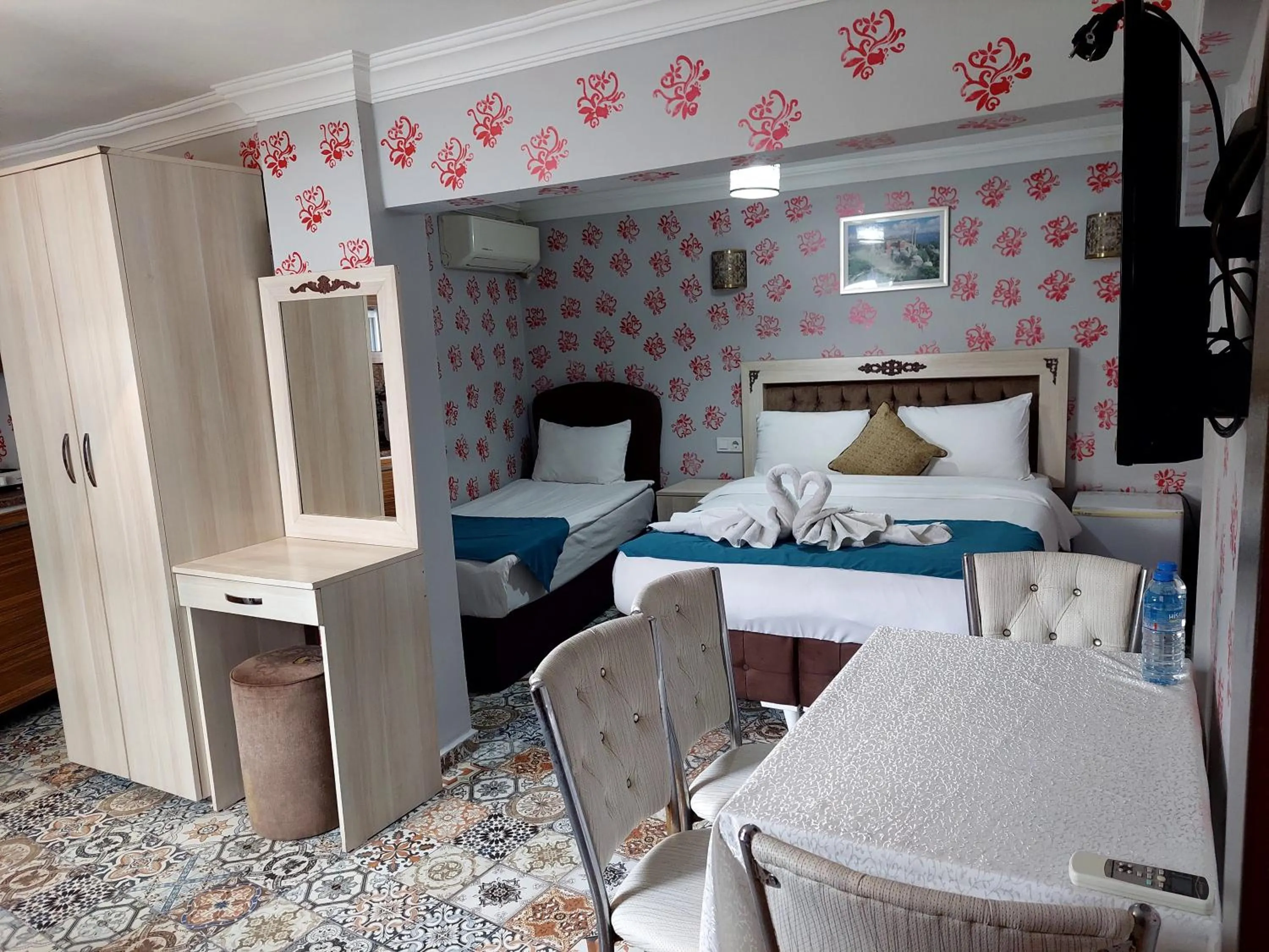 Standard Triple Studio in Galaxy Hotel Sultanahmet