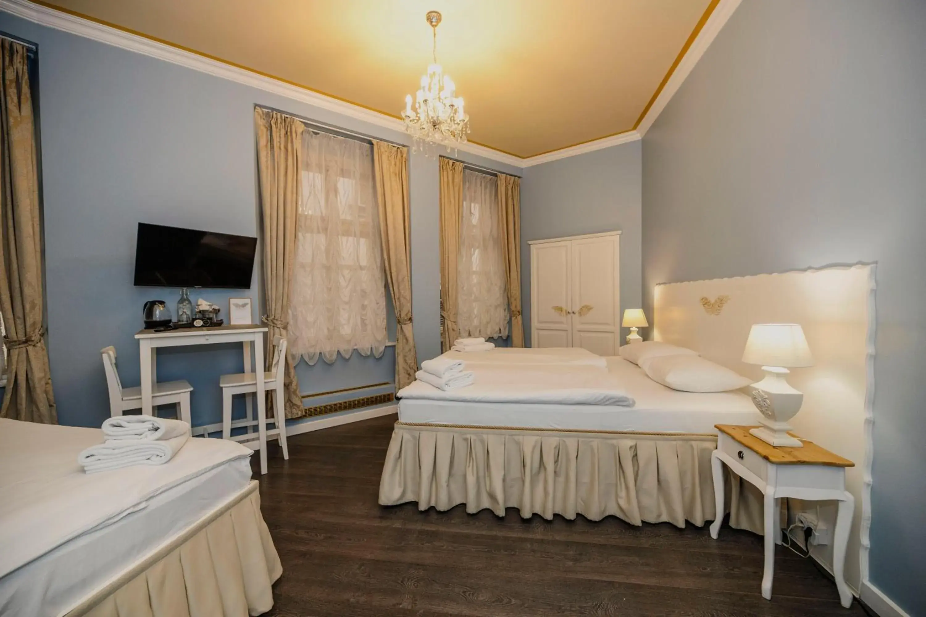 Executive Studio (3 Adults) in Cathedral Prague Apartments Executive Studio (3 Adults) in Cathedral Prague Apartments
