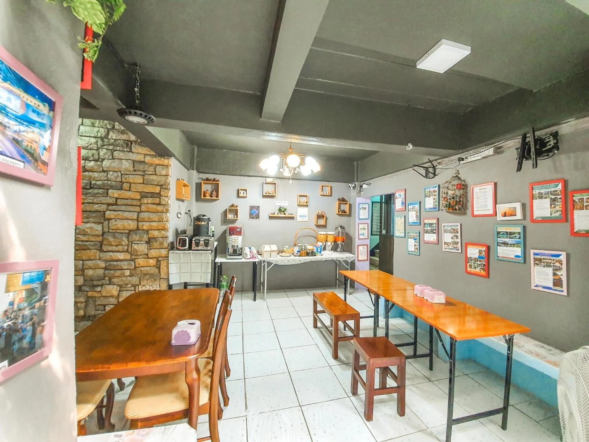 Restaurant/places to eat in Bangkok Canale Home at Khaosarn