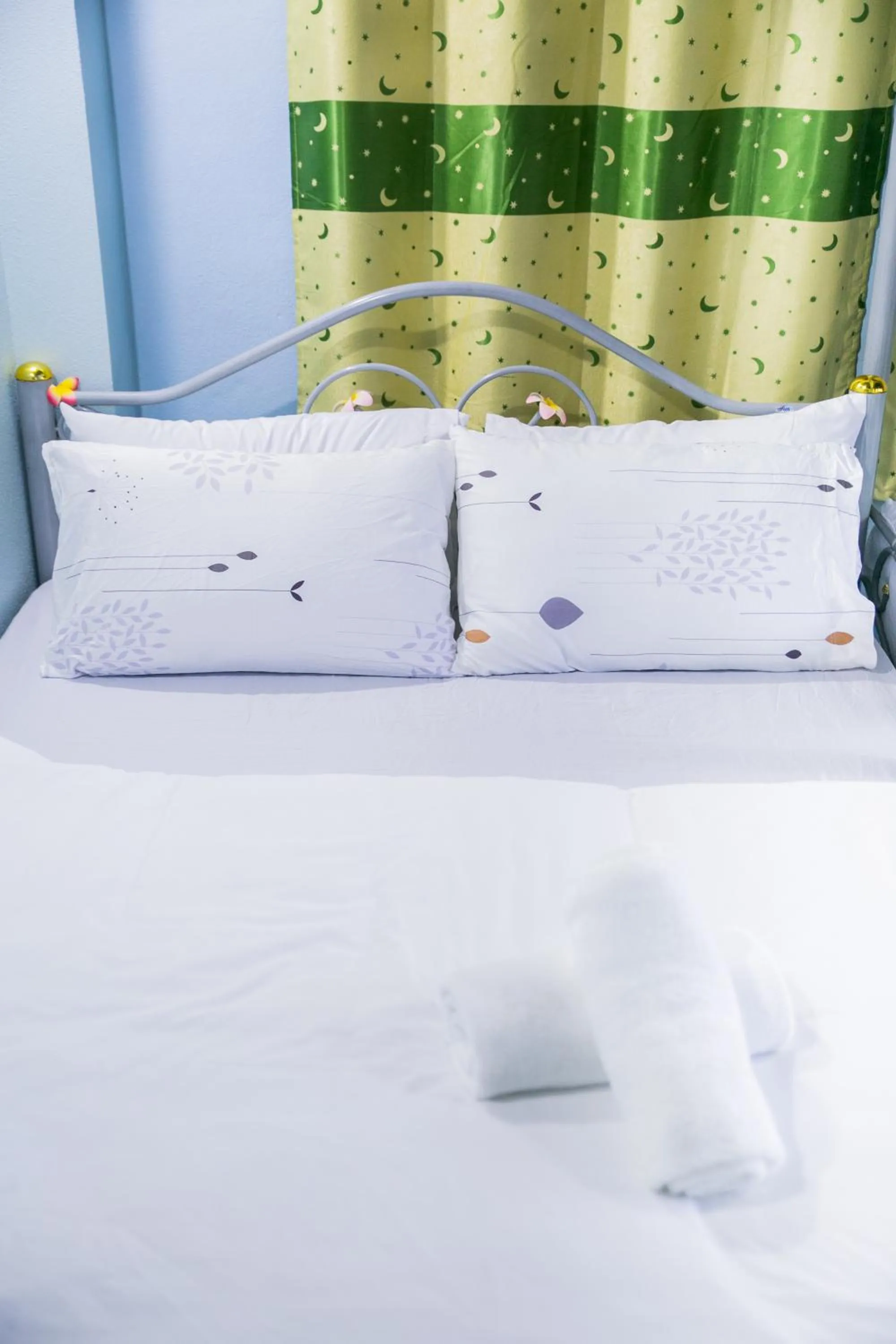 Bed in Bangkok Canale Home at Khaosarn