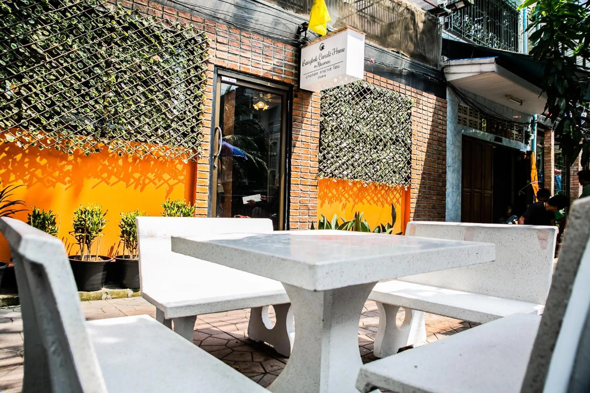 Facade/entrance in Bangkok Canale Home at Khaosarn