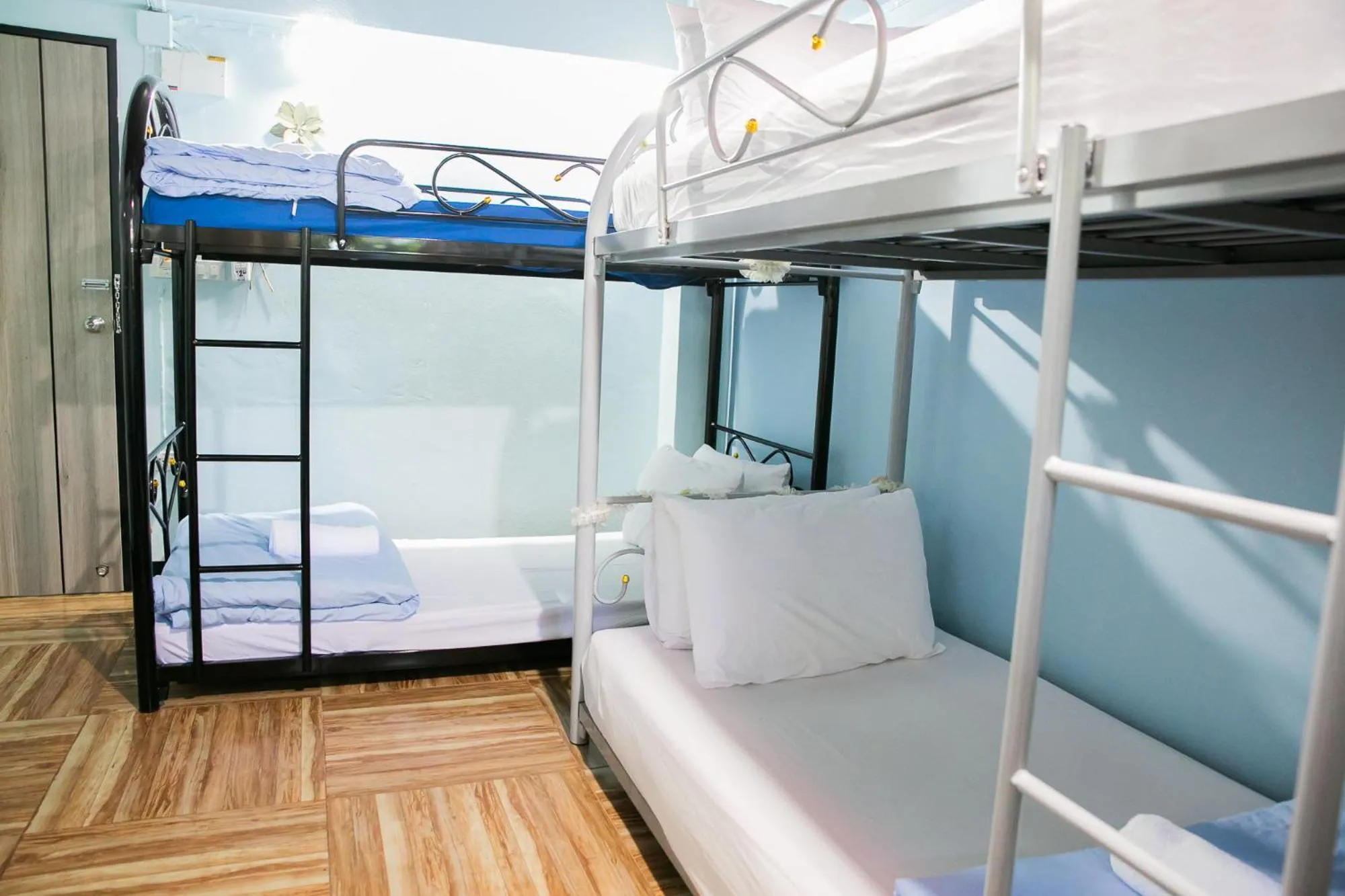 Bed in Bangkok Canale Home at Khaosarn