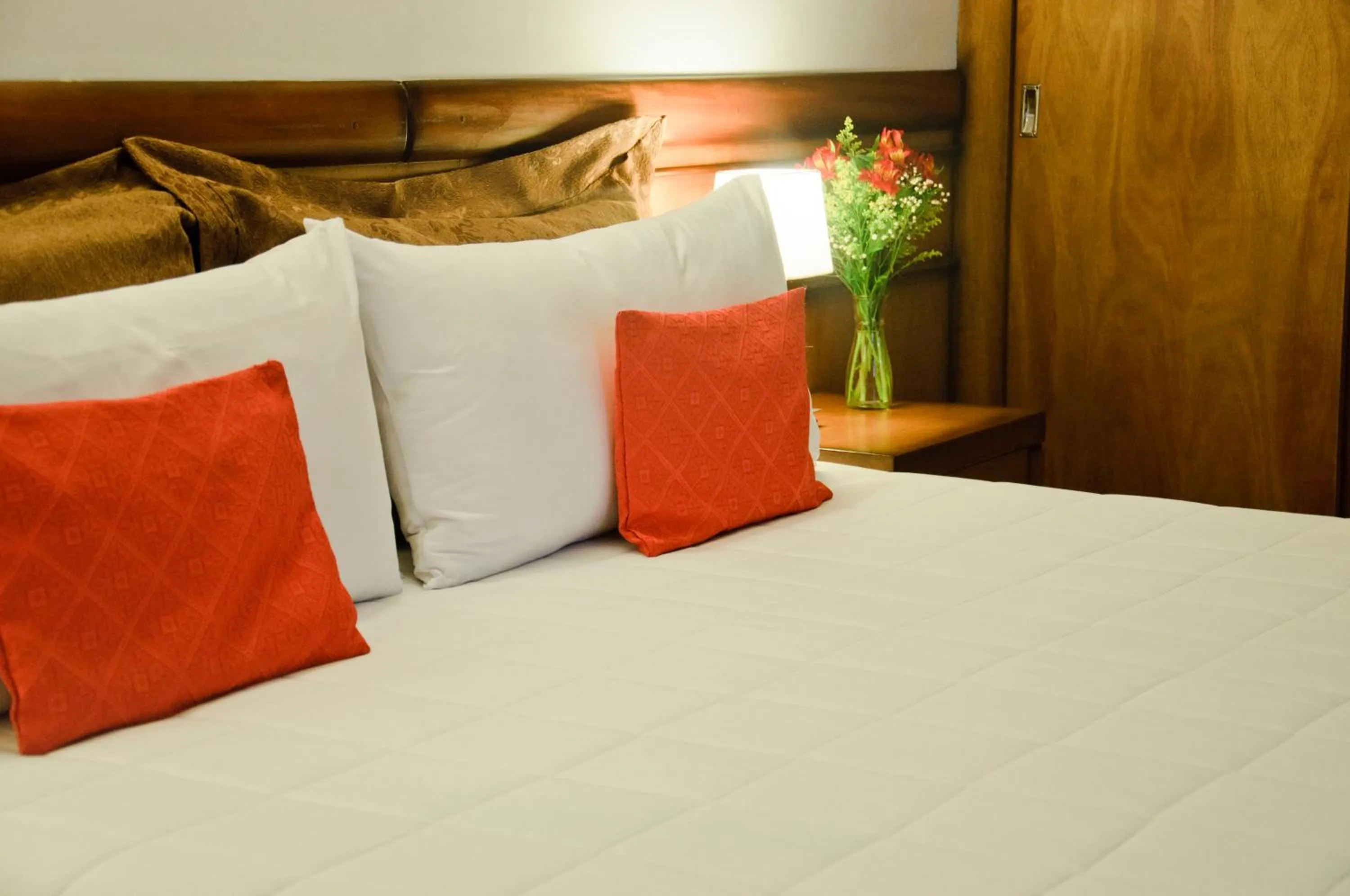 Bedroom in De la Trinidad Hotel