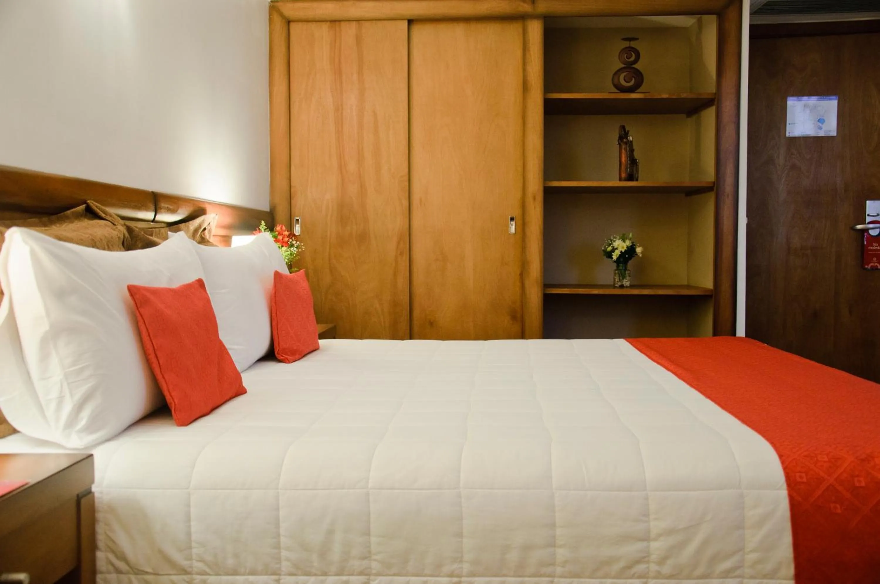 Bedroom in De la Trinidad Hotel