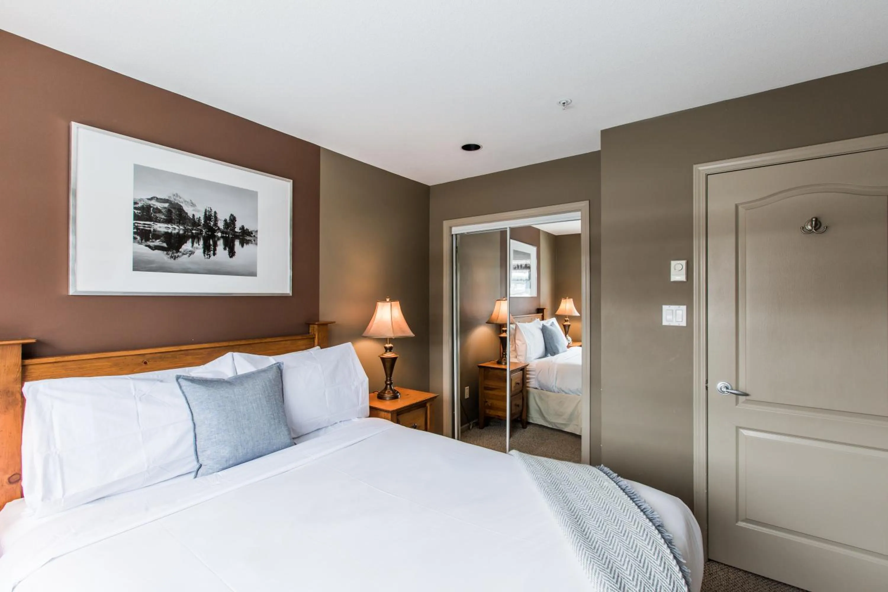 Bedroom, Bed in Whistler Blackcomb Vacation Rentals - Village North