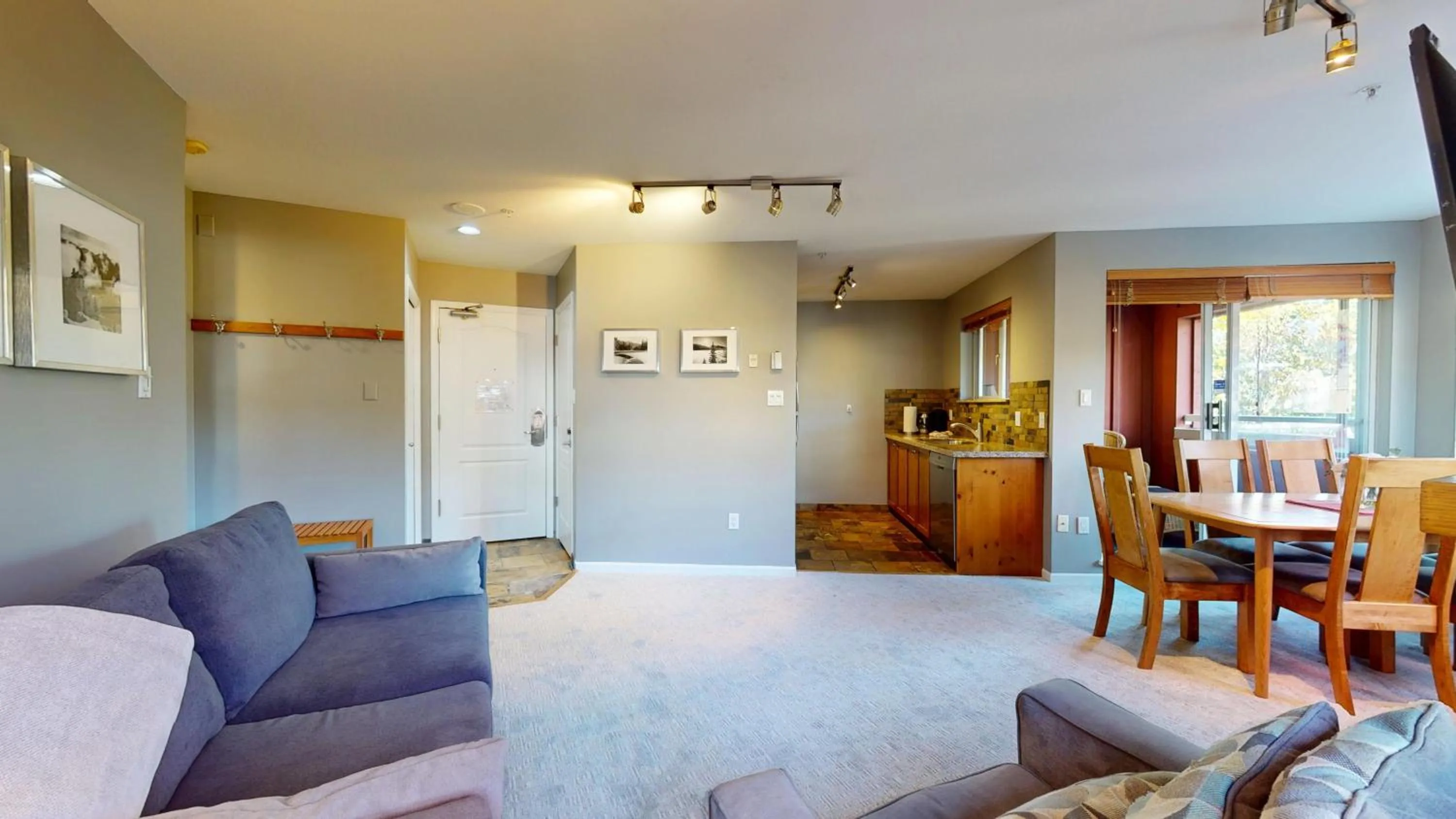 Bed in Whistler Blackcomb Vacation Rentals - Village North