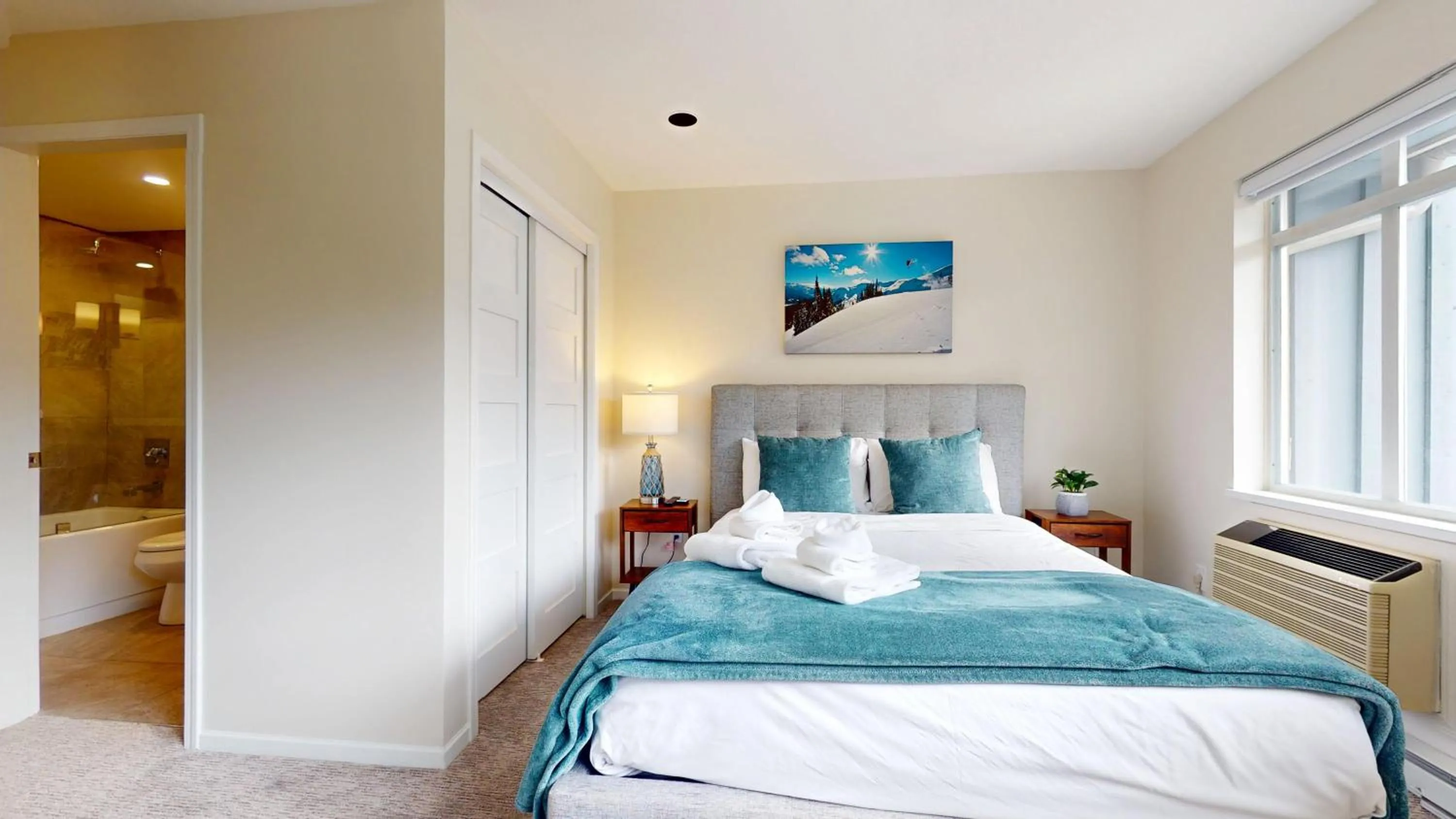 Bed in Whistler Blackcomb Vacation Rentals - Village North