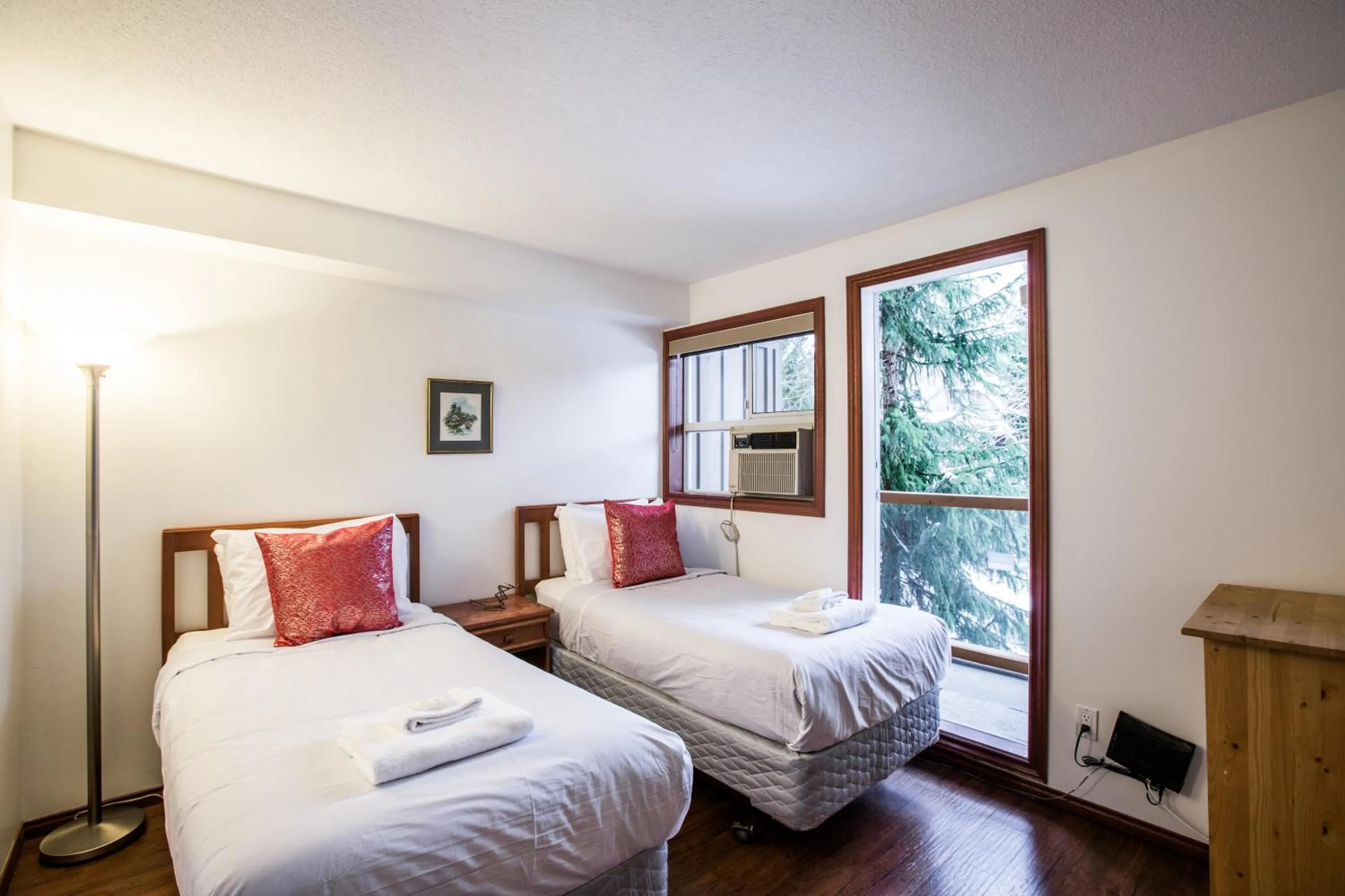 Bedroom, Bed in Whistler Blackcomb Vacation Rentals - Village North