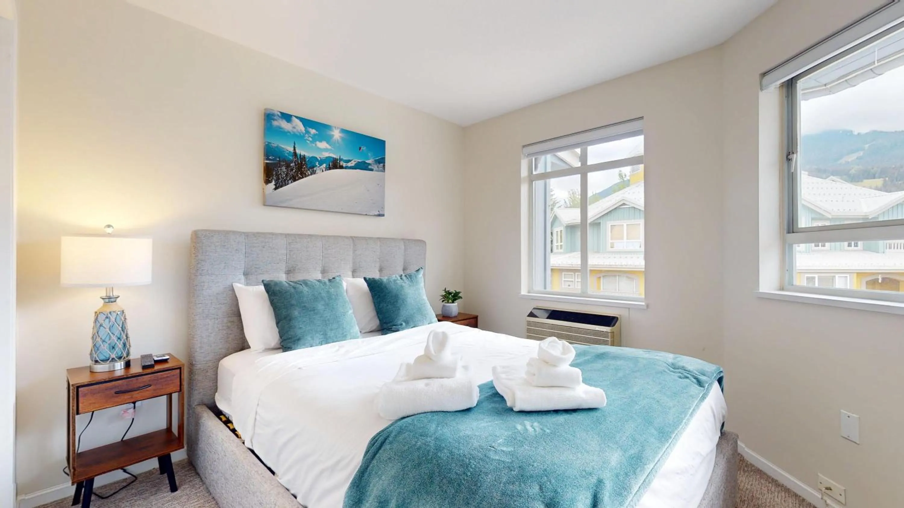 Bed in Whistler Blackcomb Vacation Rentals - Village North