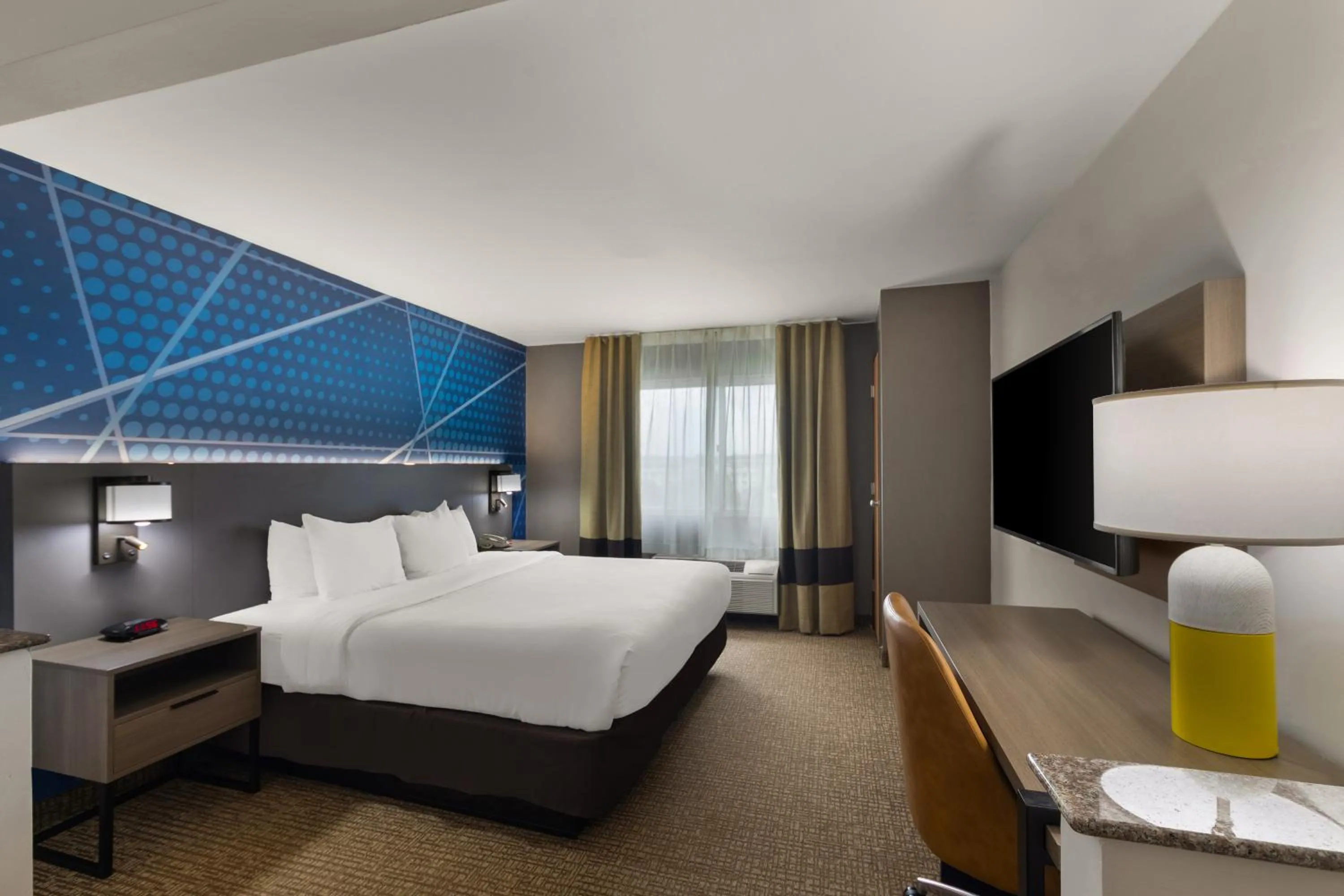 Bedroom, Bed in Comfort Inn & Suites Austin North Loop