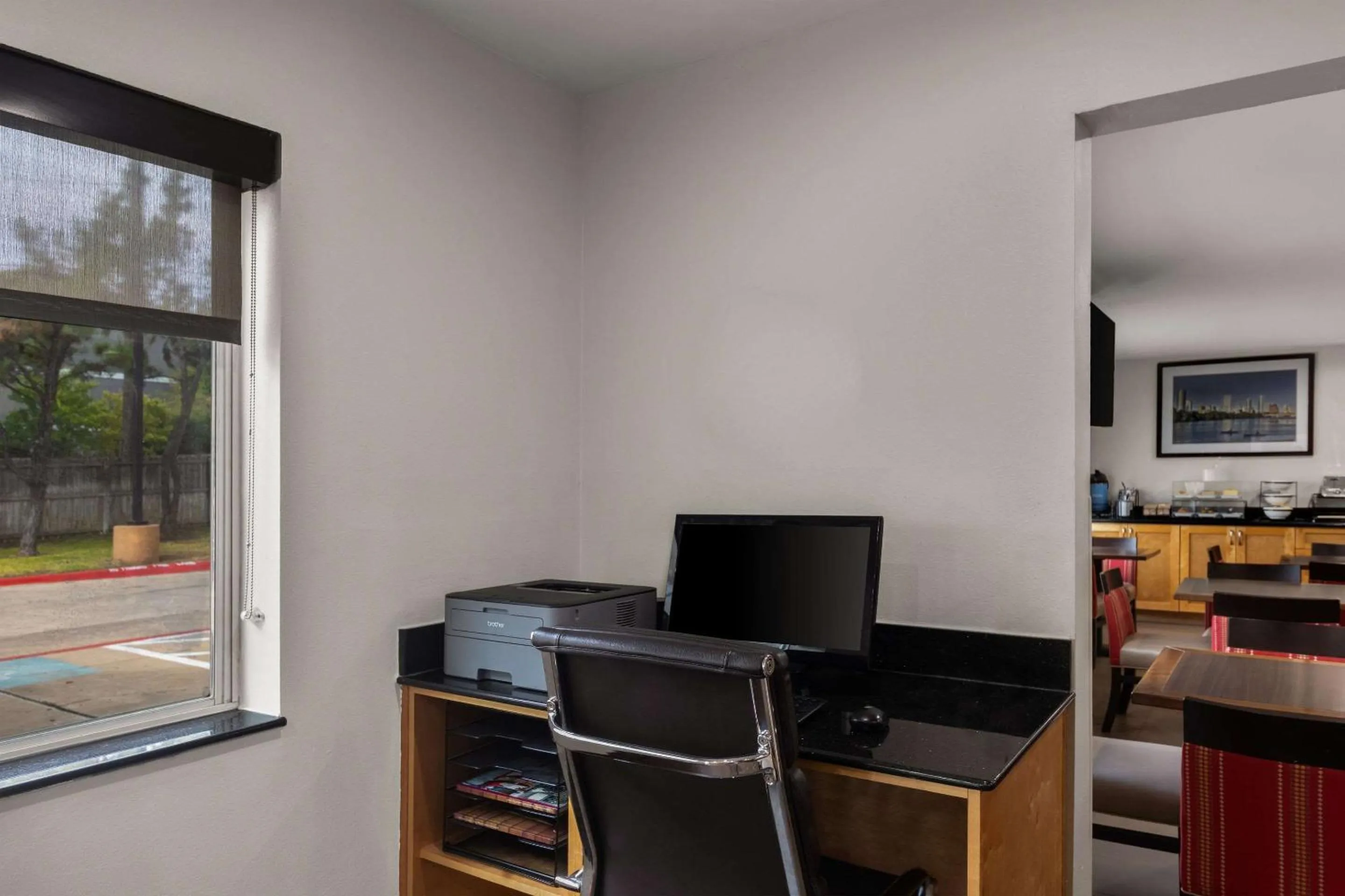 Business facilities in Comfort Inn & Suites Austin North Loop