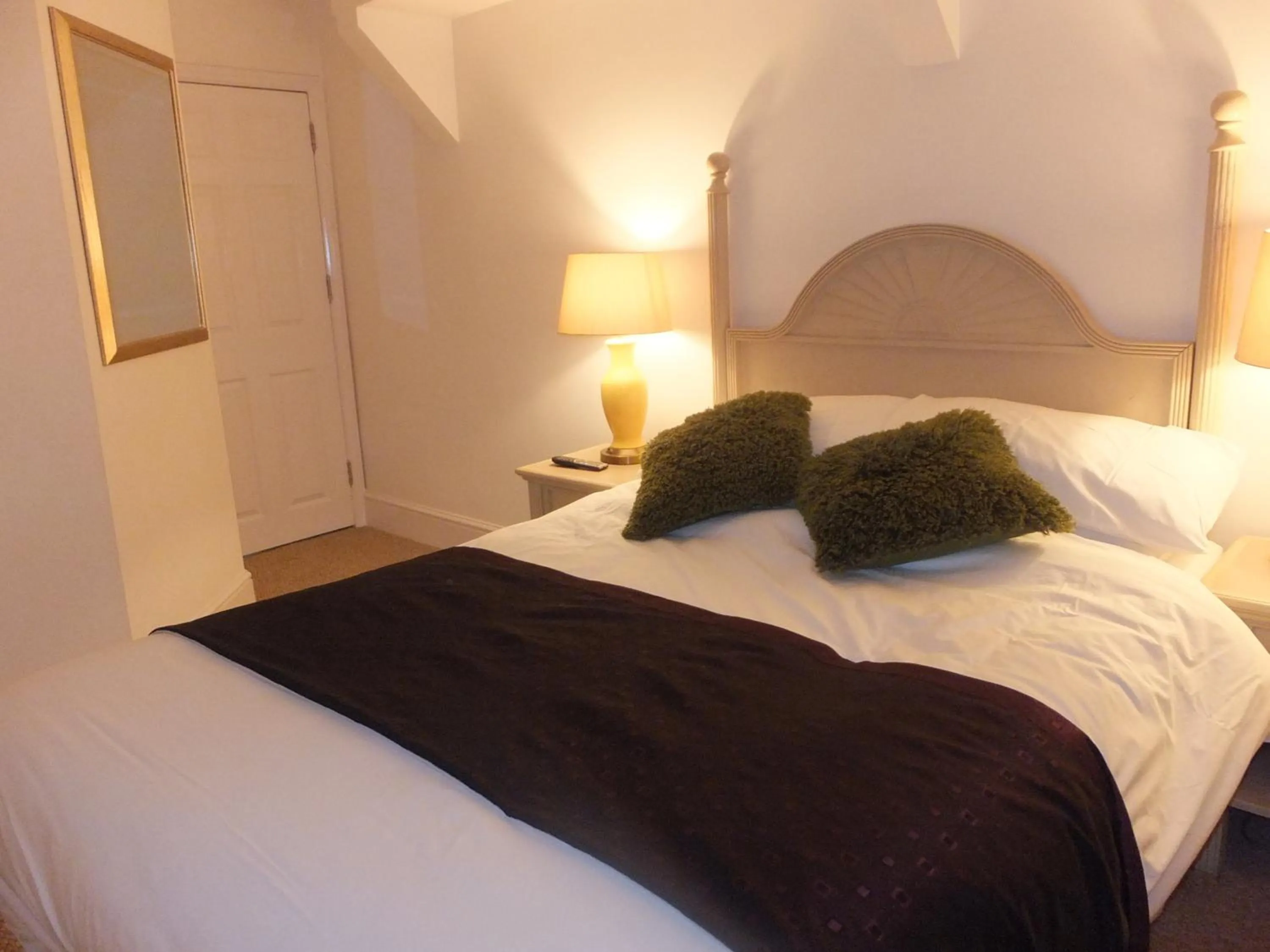 Bedroom, Bed in Jessamine House Hotel