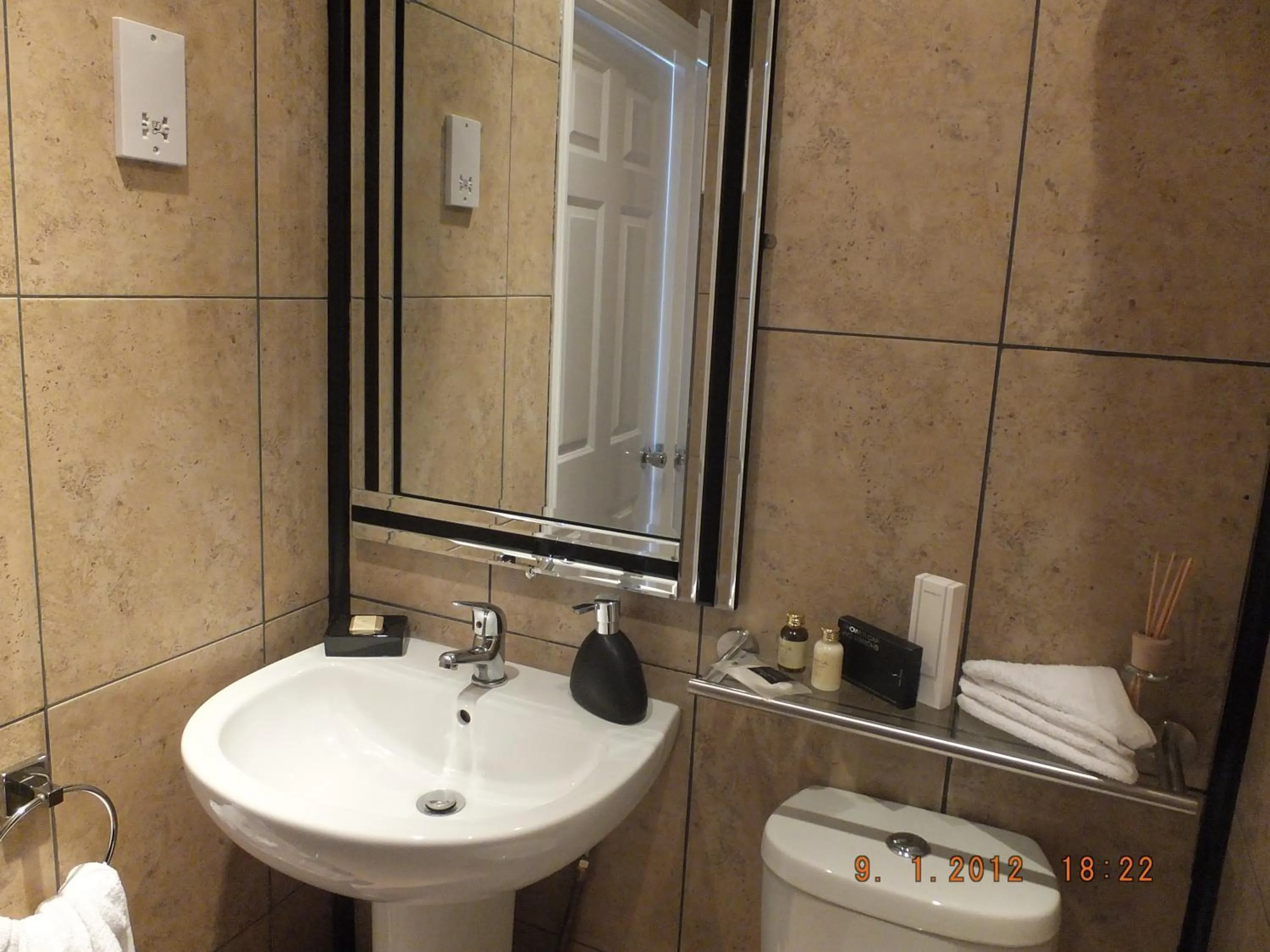 Bathroom in Jessamine House Hotel