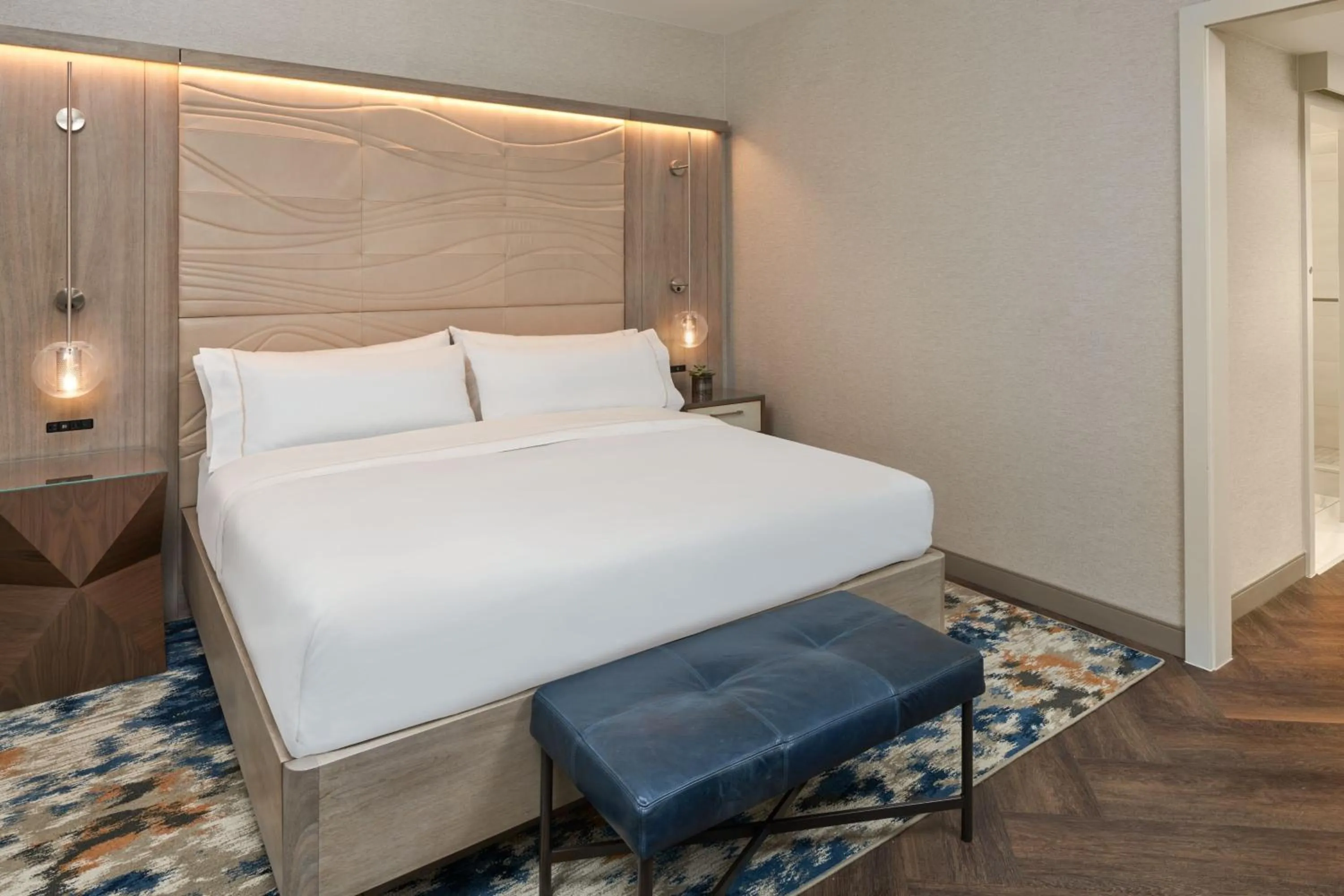 Bedroom, Bed in The Westin Indianapolis