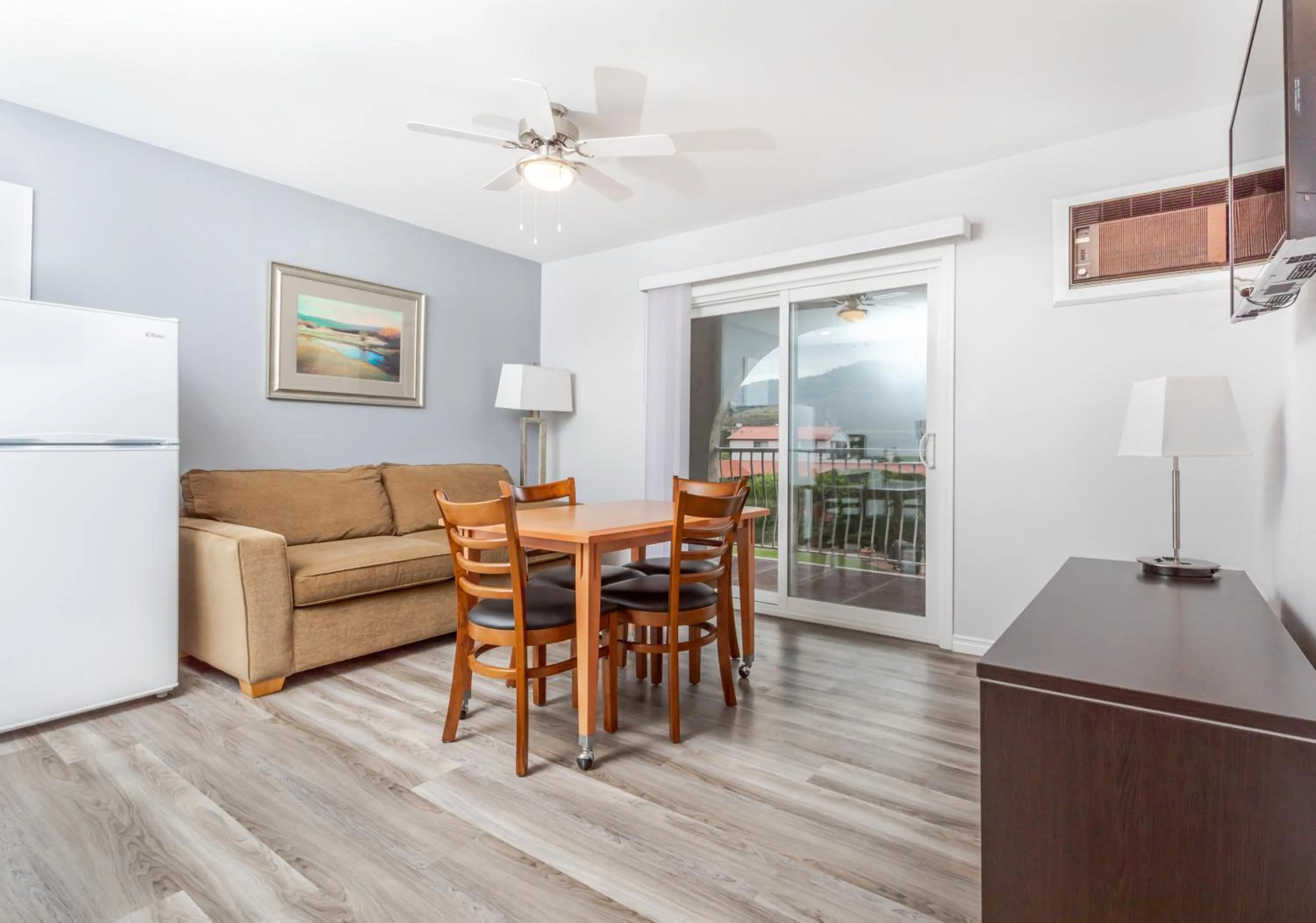 Balcony/Terrace in Westridge Motor Inn