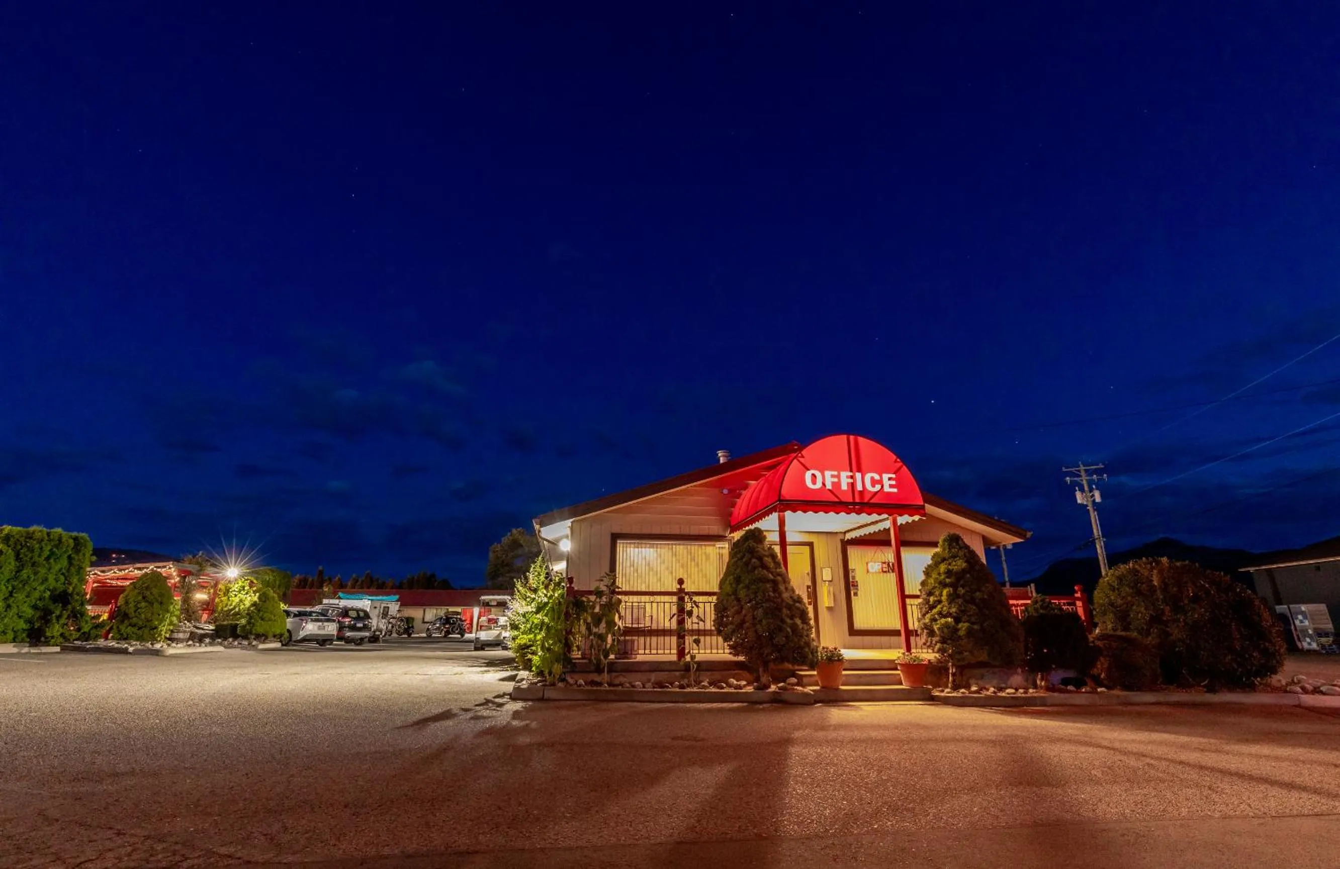 Property building in Westridge Motor Inn