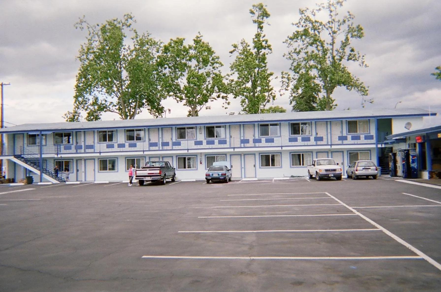 Property building in Stardust Motel