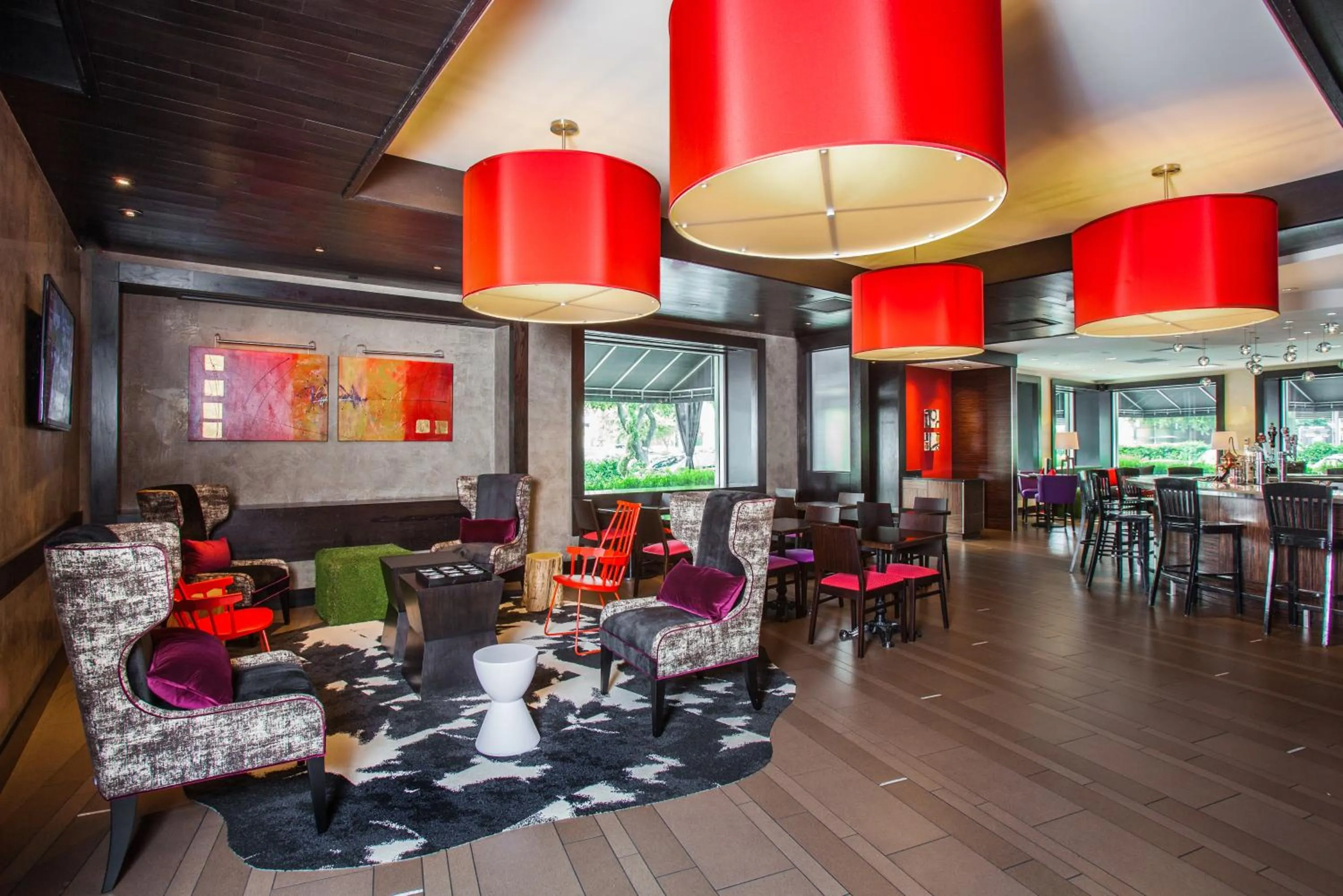 Restaurant/places to eat in Hotel Derek Houston Galleria