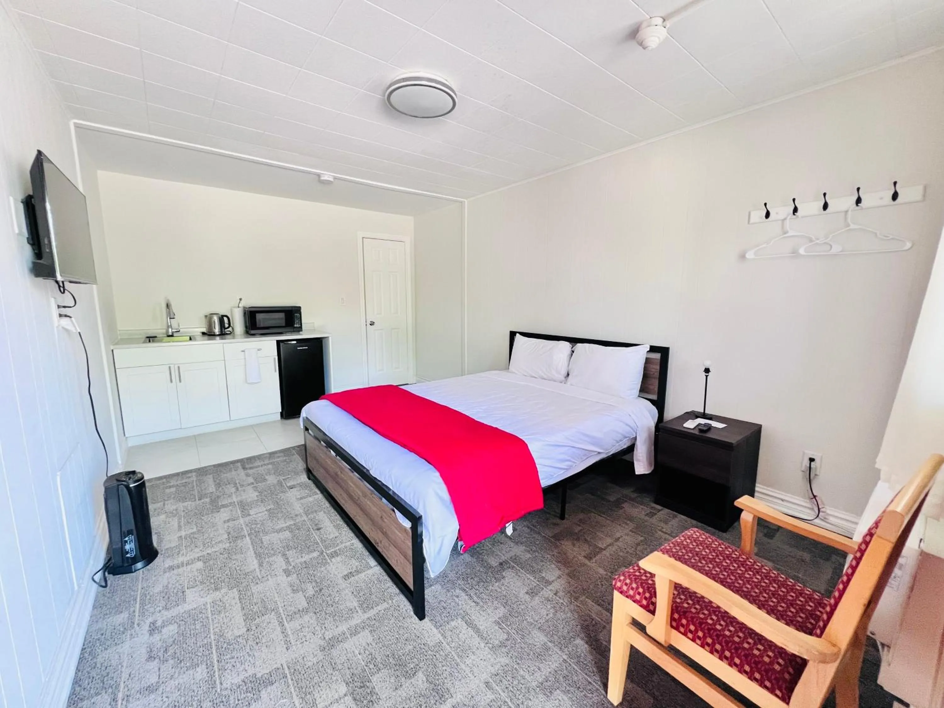 Bed in 6267 Persepolis Inn