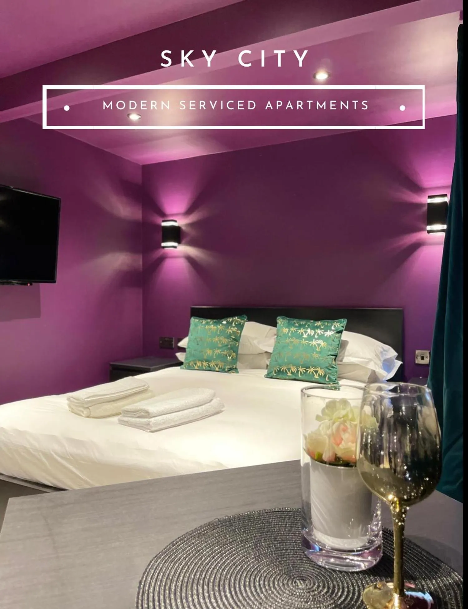 TV and multimedia, Bed in Sky City Apartments