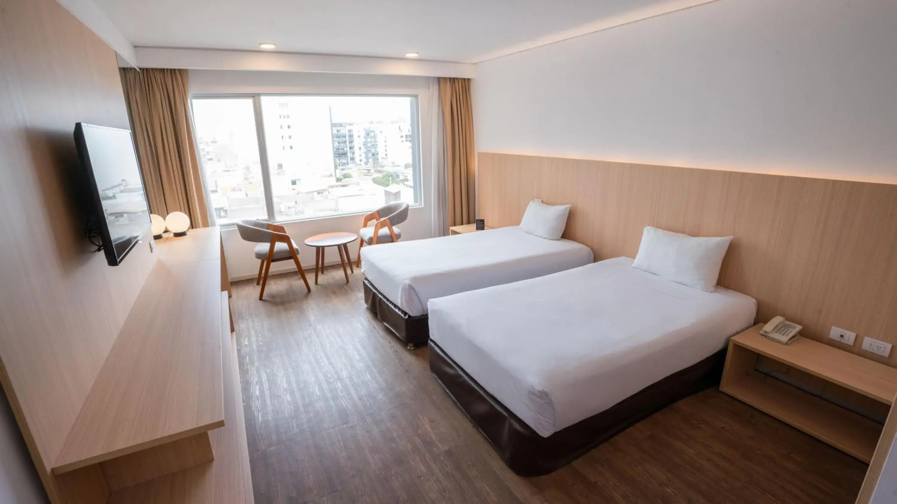 Twin Room - Non-Smoking in Dazzler by Wyndham Lima Miraflores Twin Room - Non-Smoking in Dazzler by Wyndham Lima Miraflores