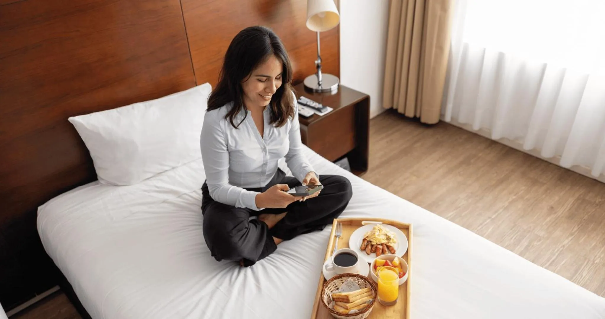 Bedroom, Bed in Dazzler by Wyndham Lima Miraflores