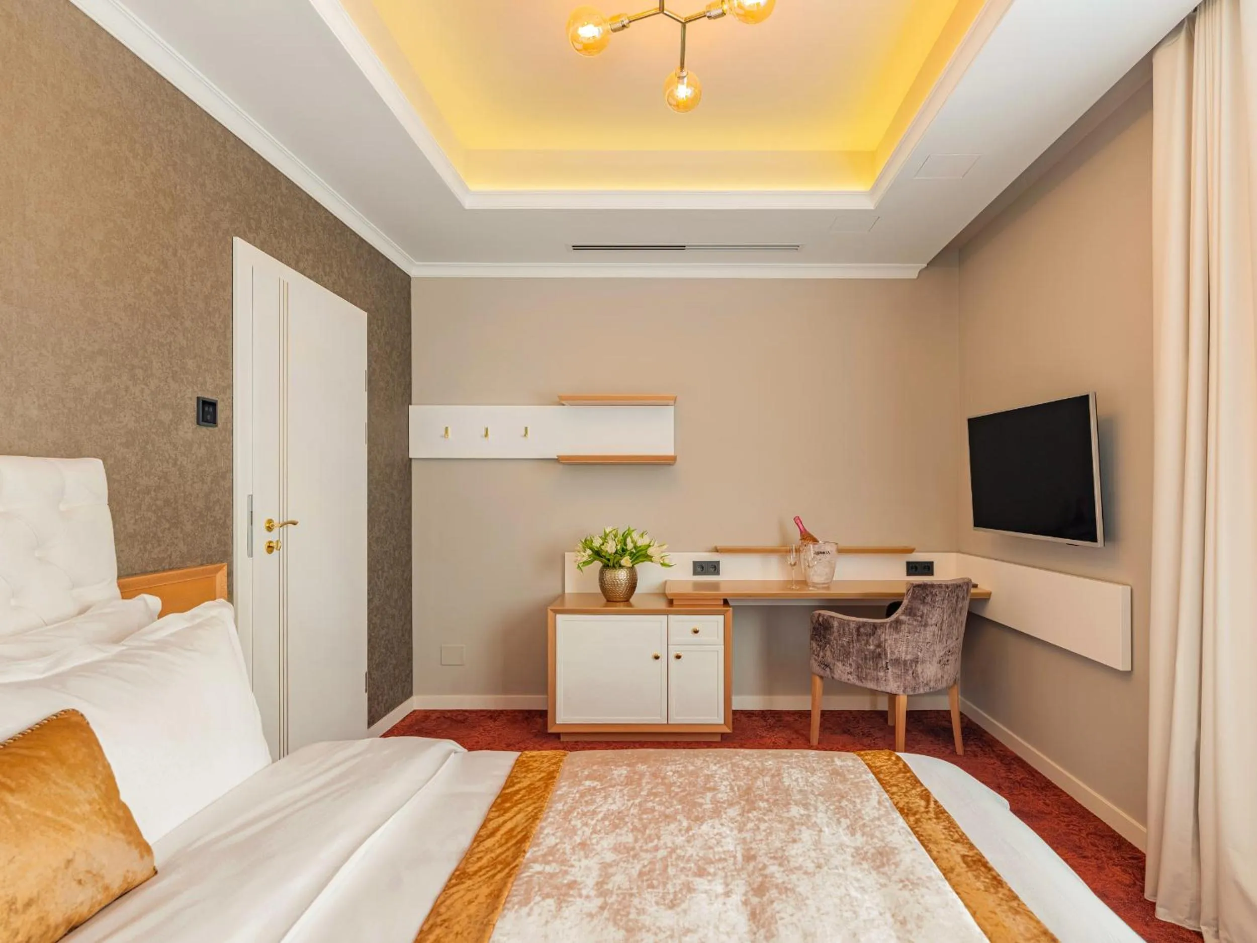 Bed in Pergola Boutique Hotel