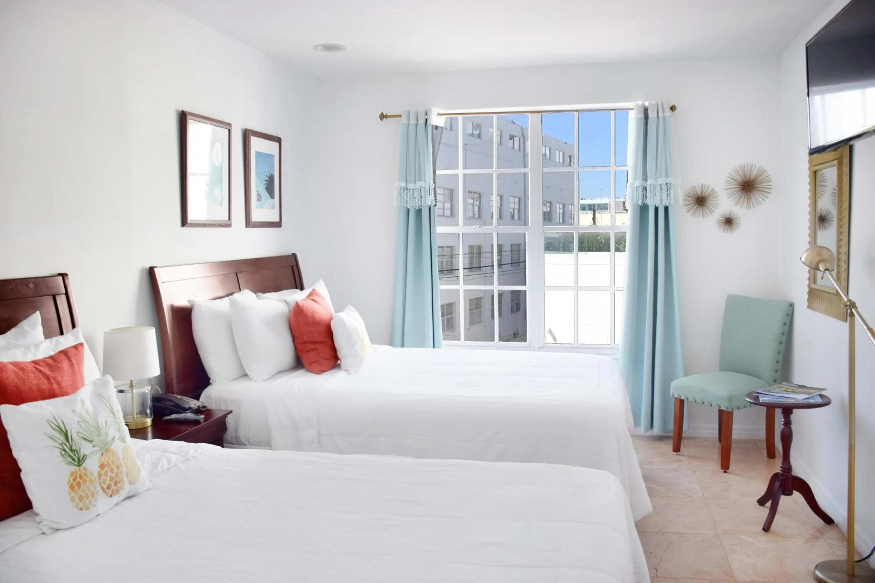 Bedroom, Bed in Beach Park Hotel