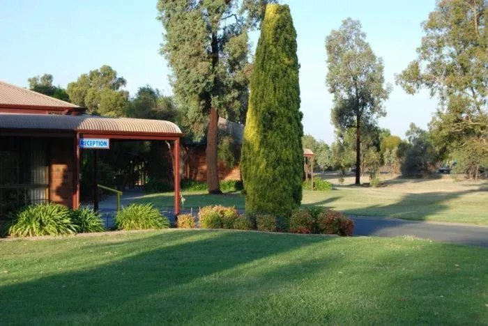 Property building in Sportslander Motor Inn