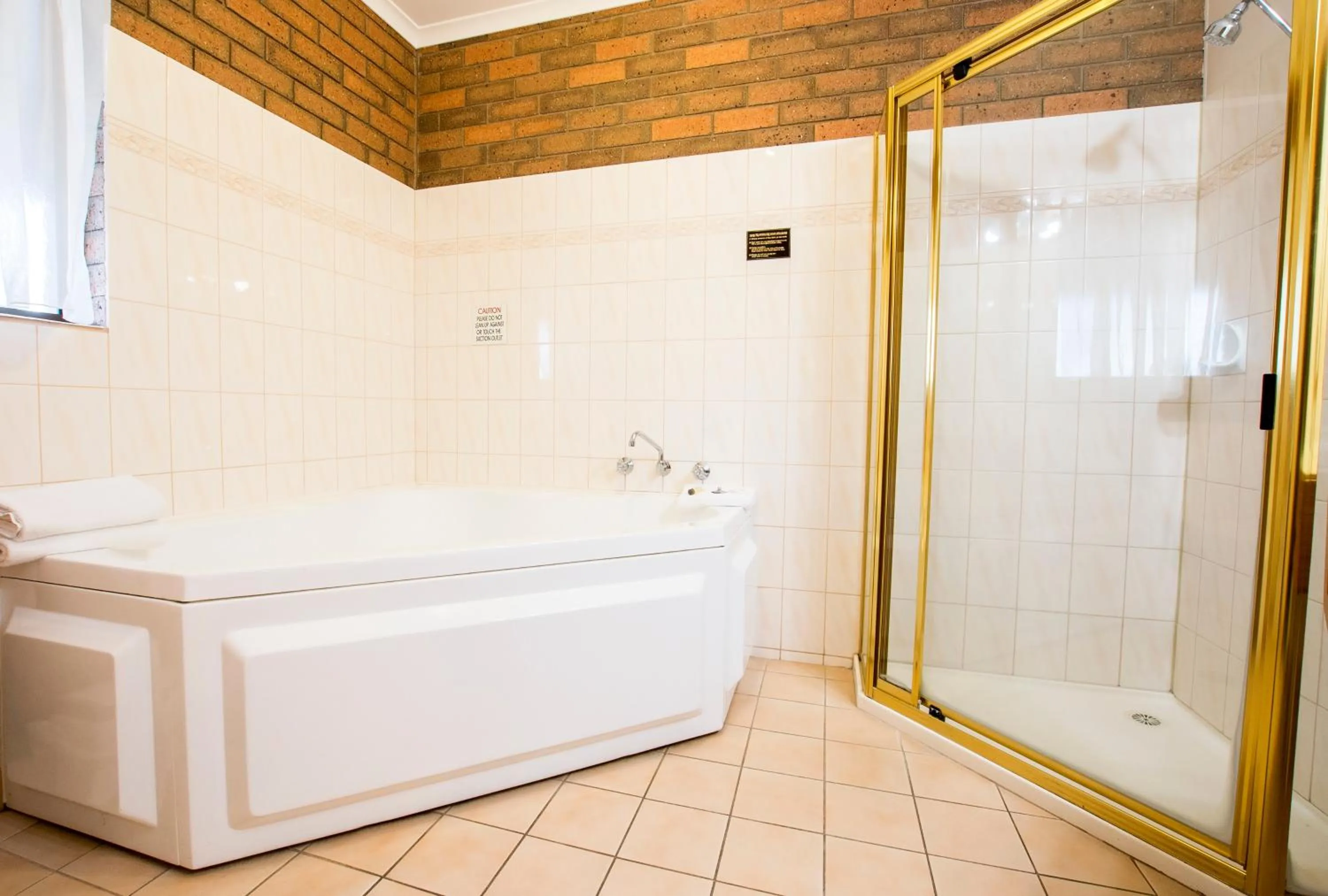 Sportslander Motor Inn