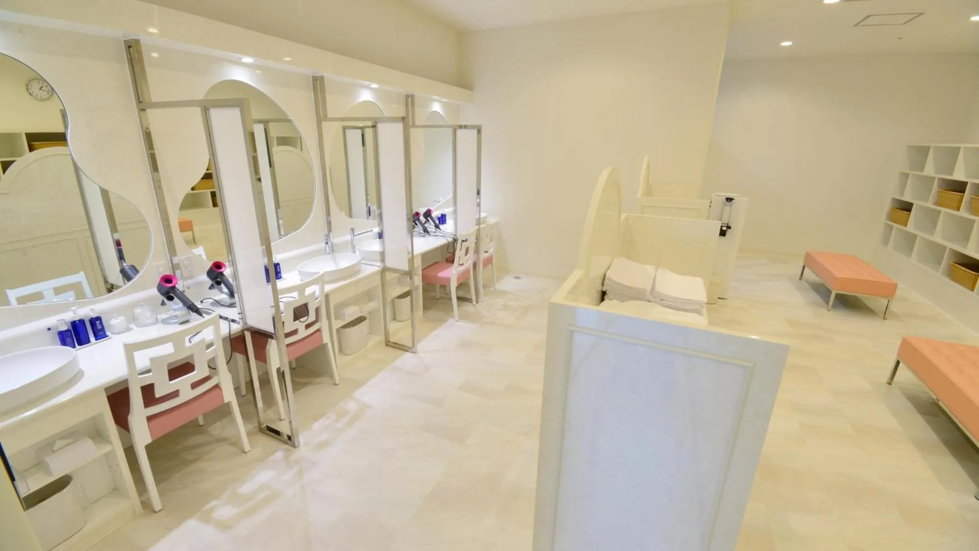 Spa and wellness centre/facilities, Bed in Satsuma Resort Hotel