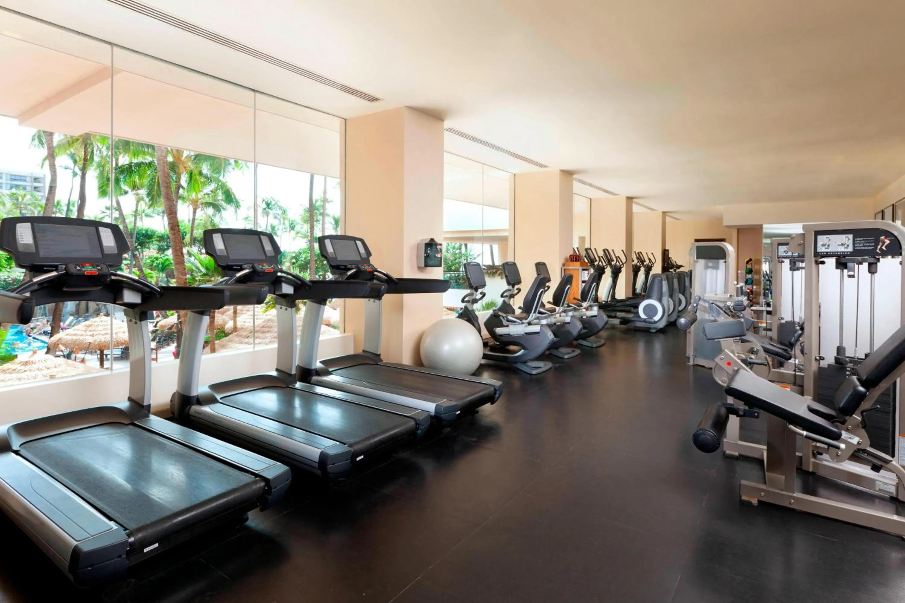 Fitness centre/facilities in The Westin Maui Resort & Spa, Ka'anapali