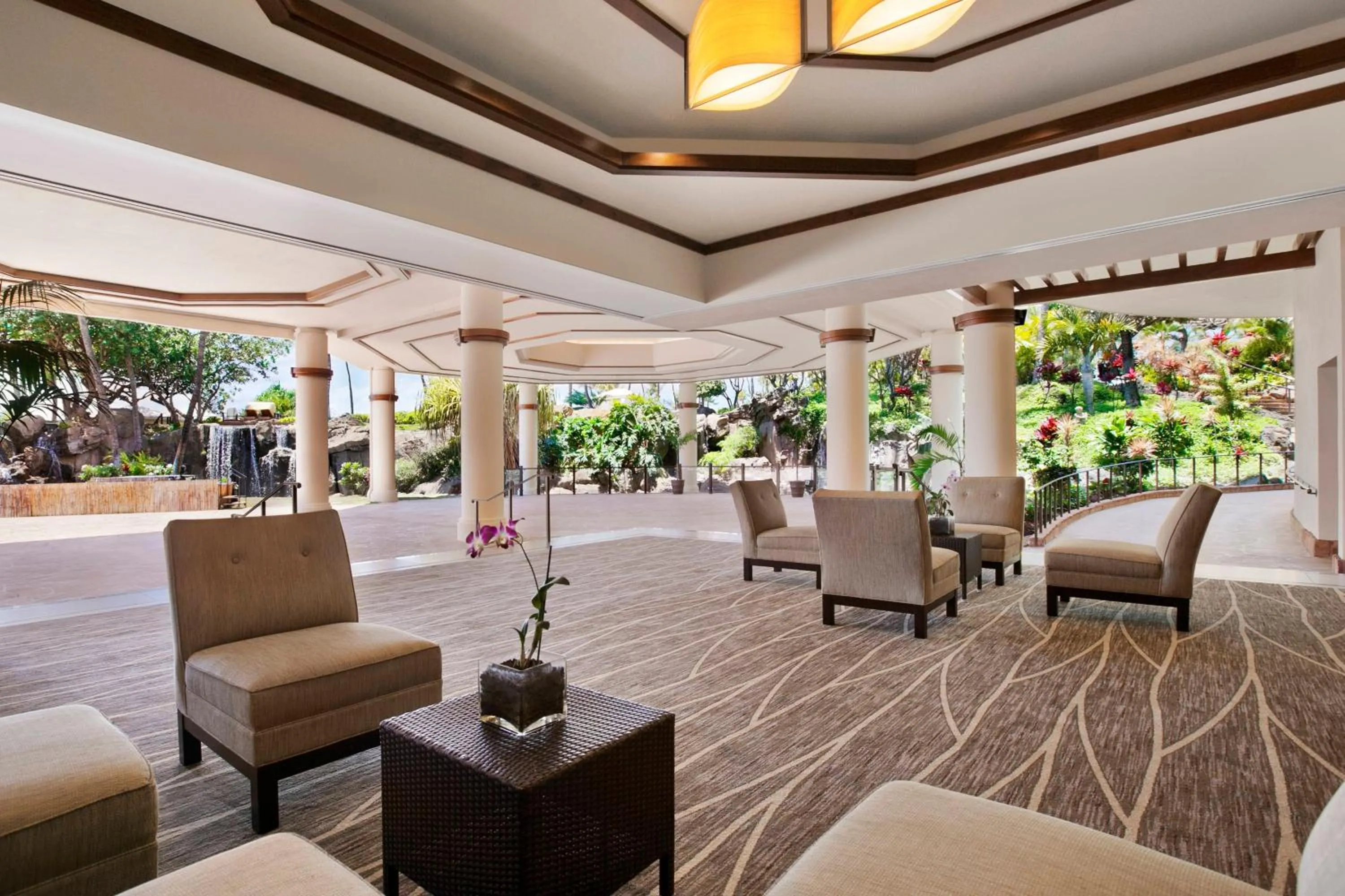 Lounge or bar in The Westin Maui Resort & Spa, Ka'anapali