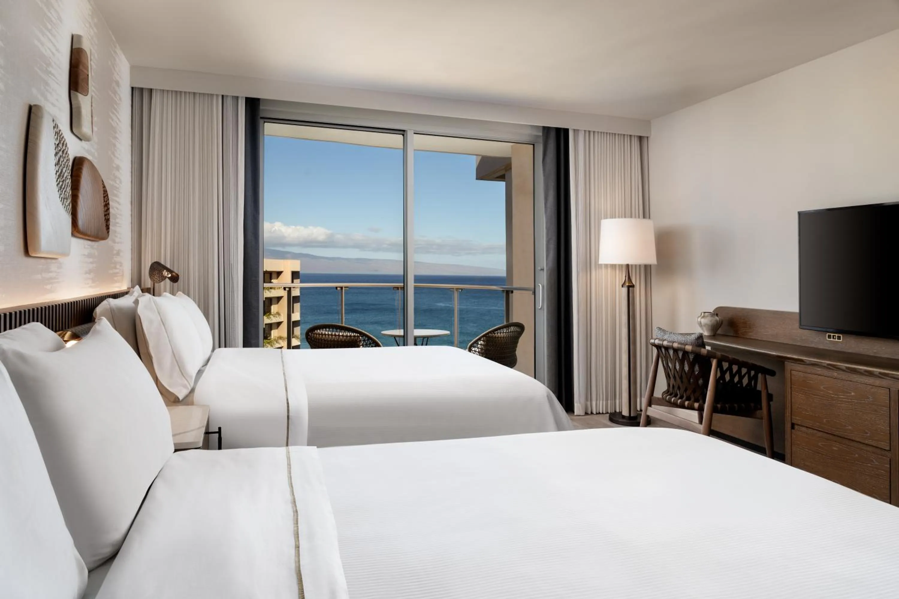 Bed in The Westin Maui Resort & Spa, Ka'anapali