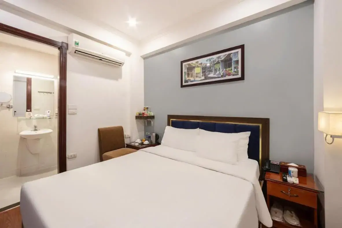 Standard Double Room in A25 Hotel - 30 An Dương Standard Double Room in A25 Hotel - 30 An Dương